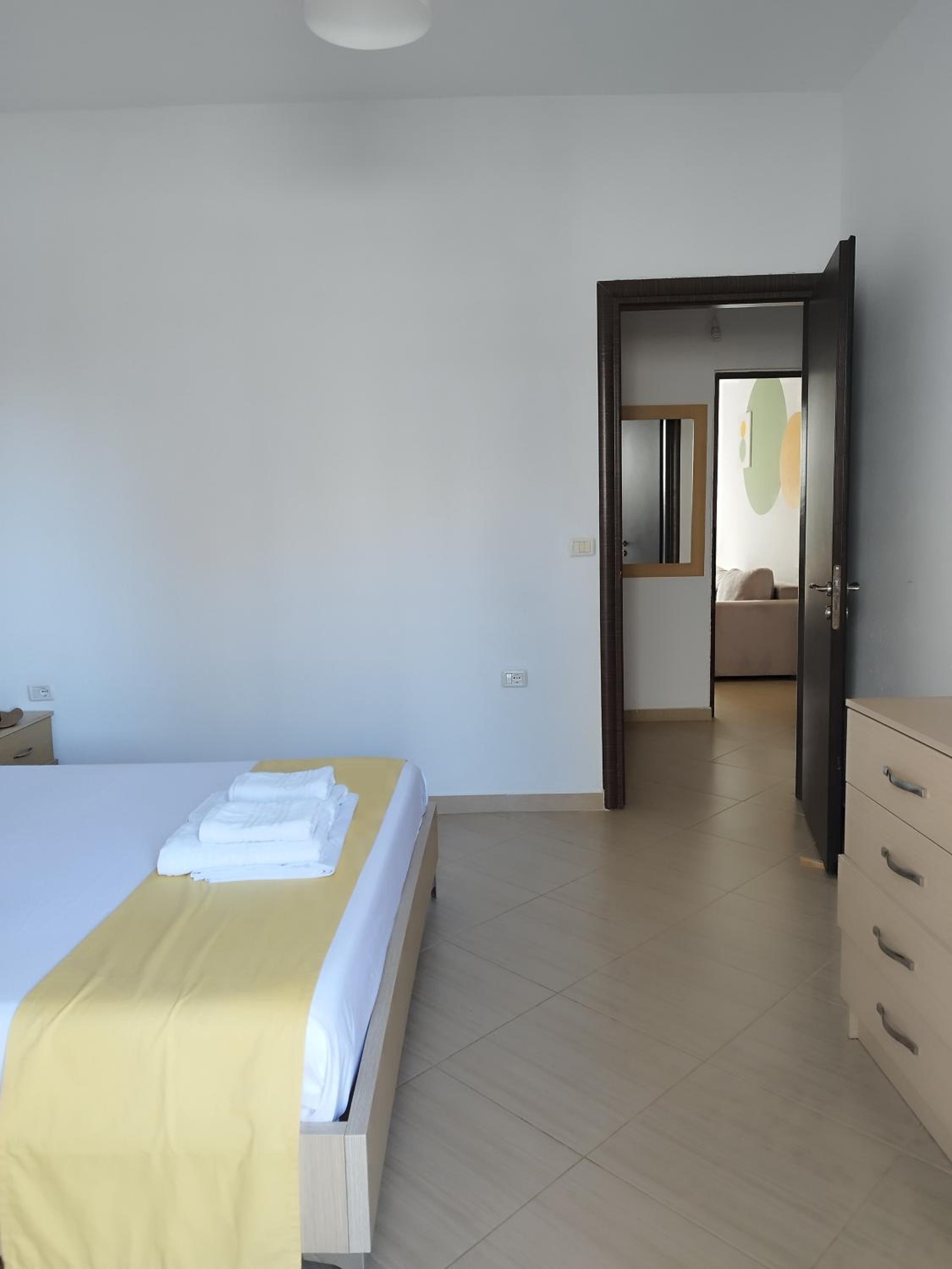 Iris Apartments Ksamil