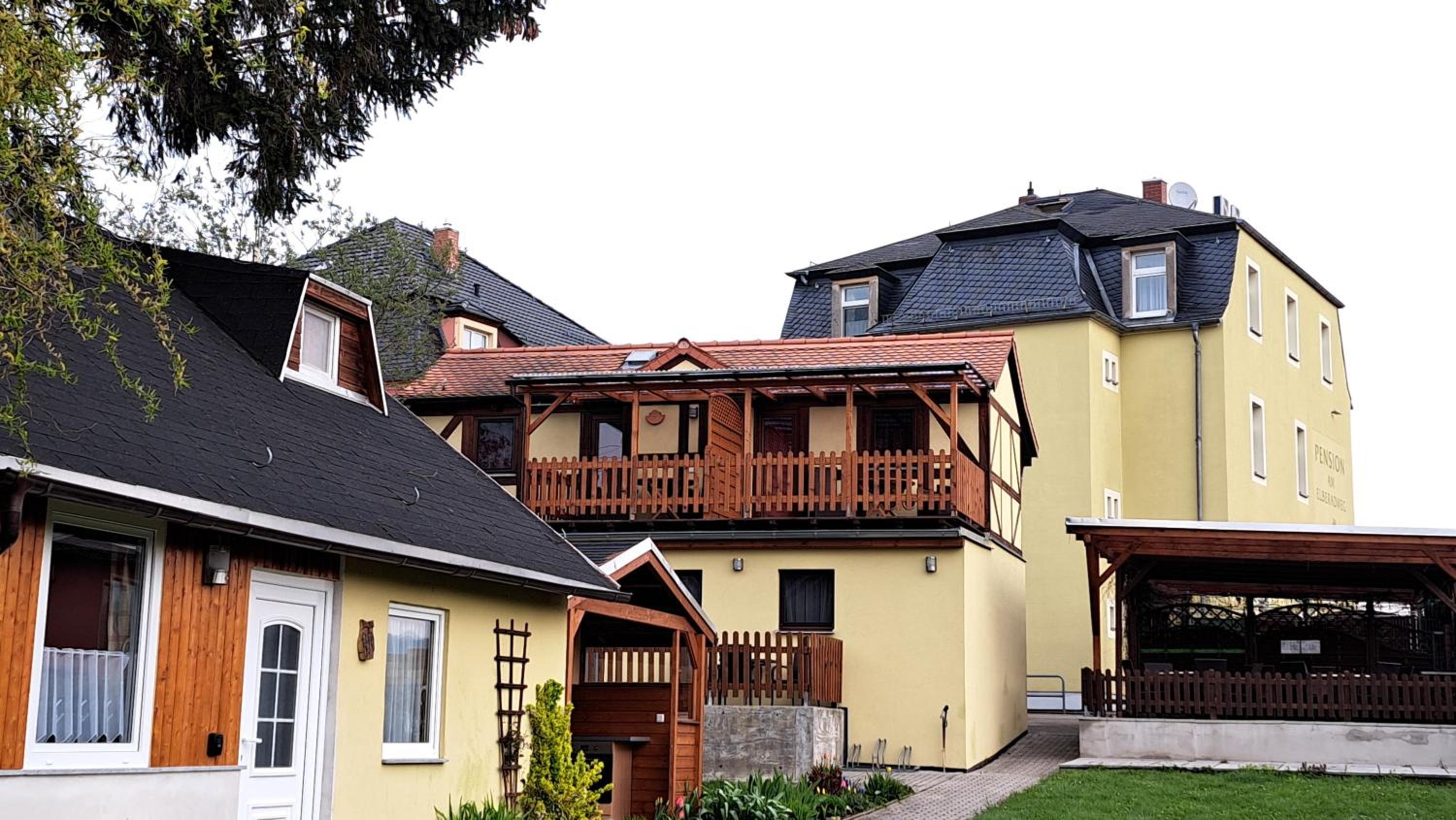 Pension am Elberadweg view 2