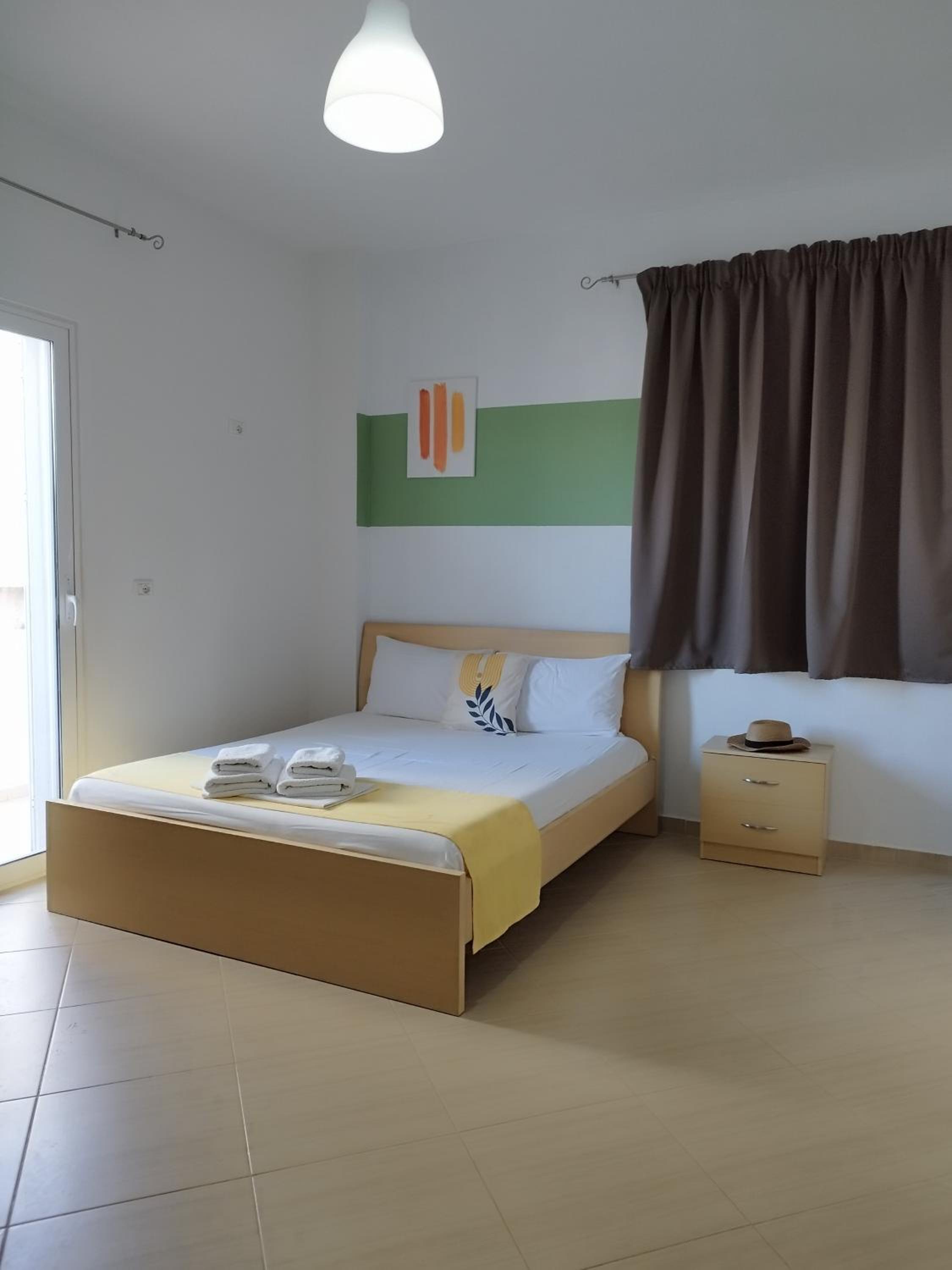 Iris Apartments Ksamil