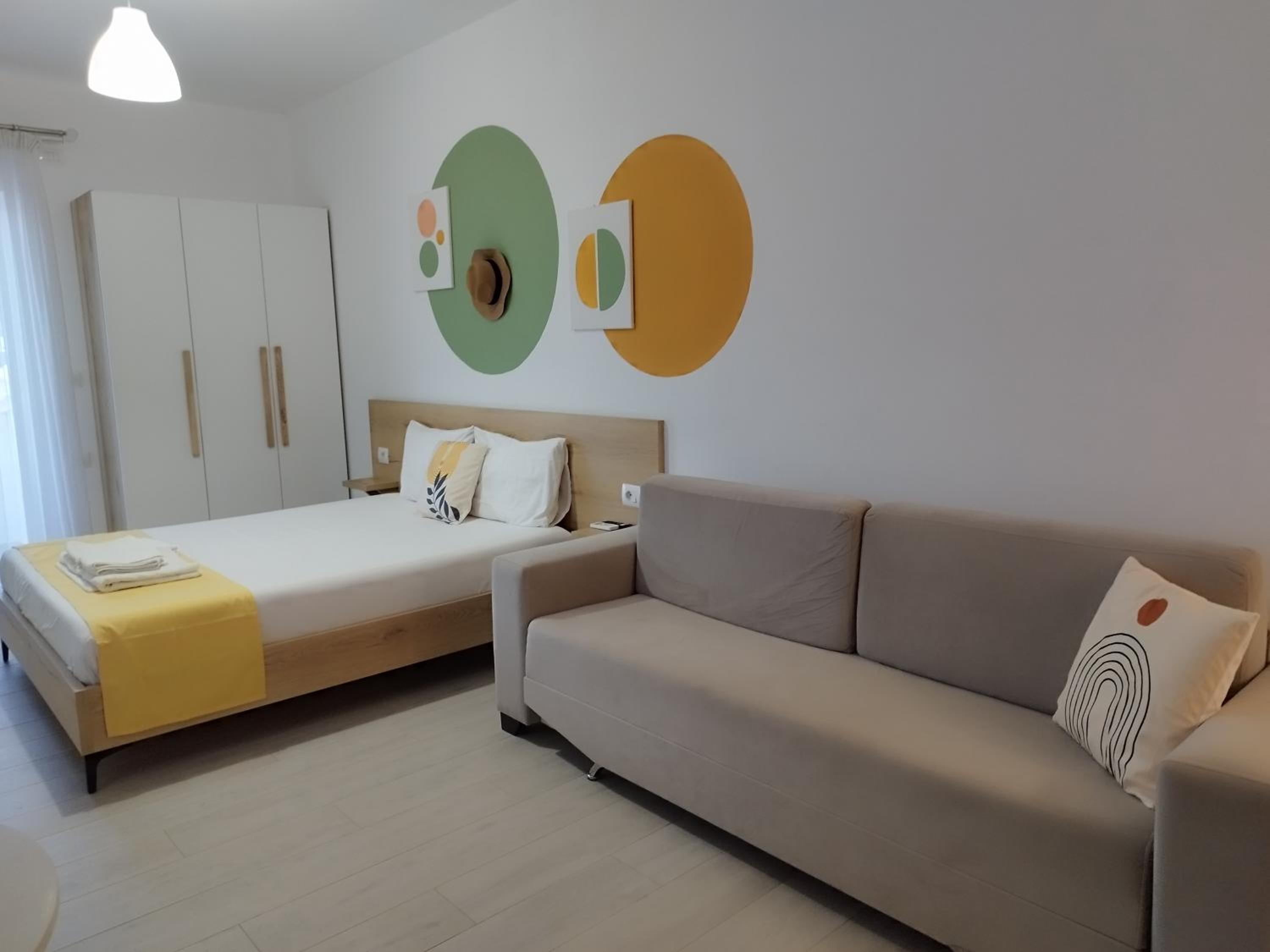 Iris Apartments Ksamil