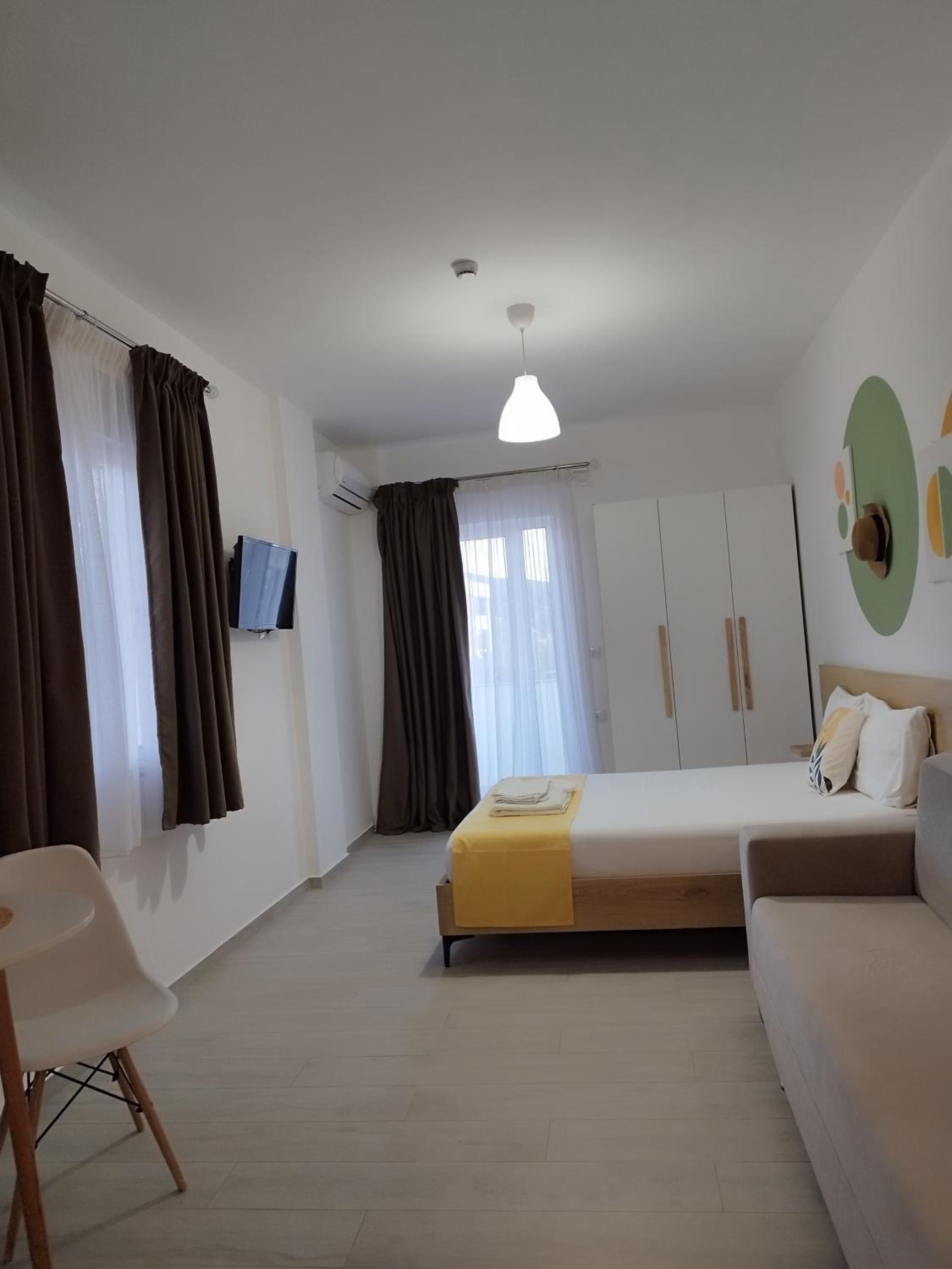 Iris Apartments Ksamil