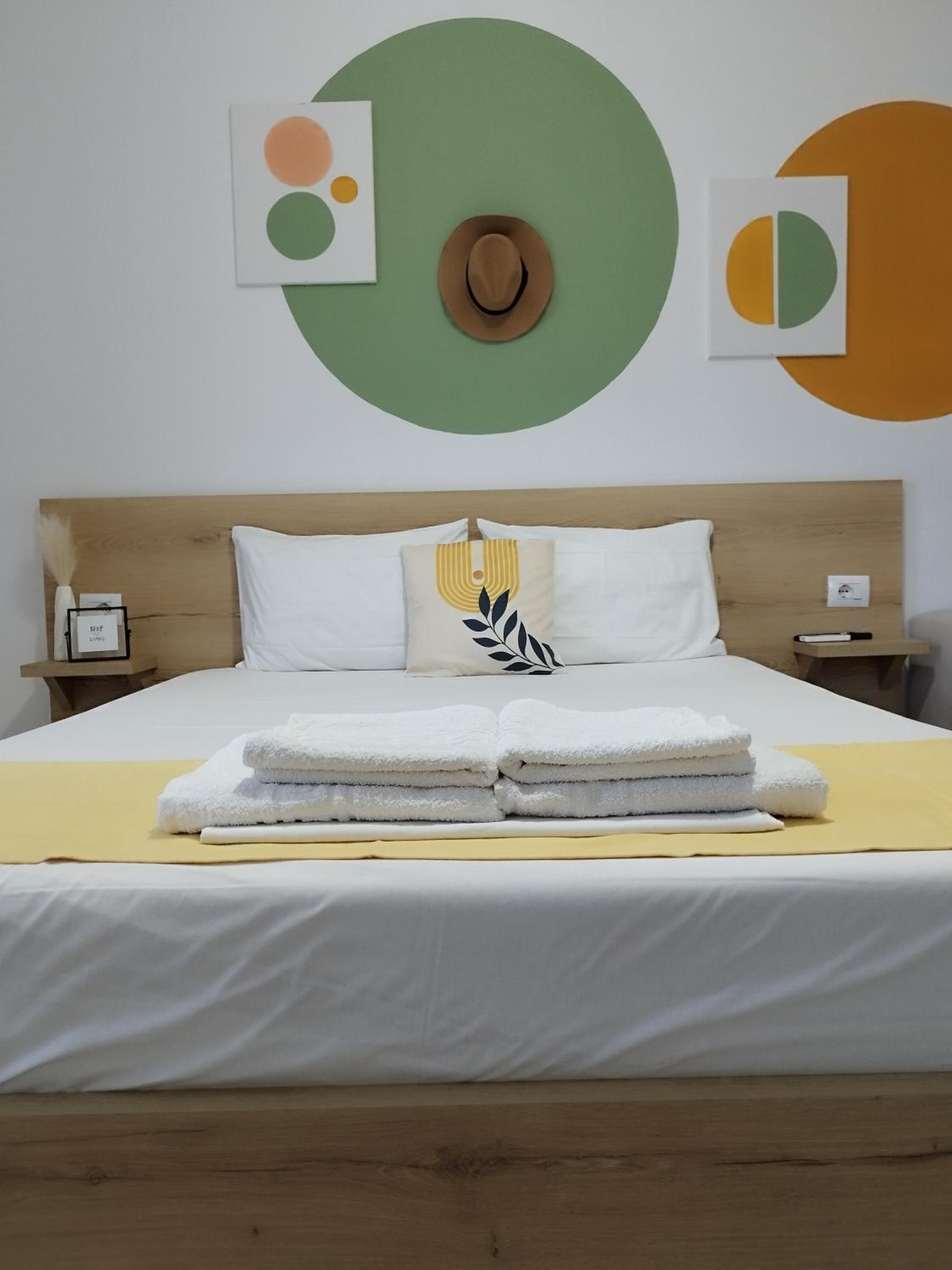 Iris Apartments Ksamil