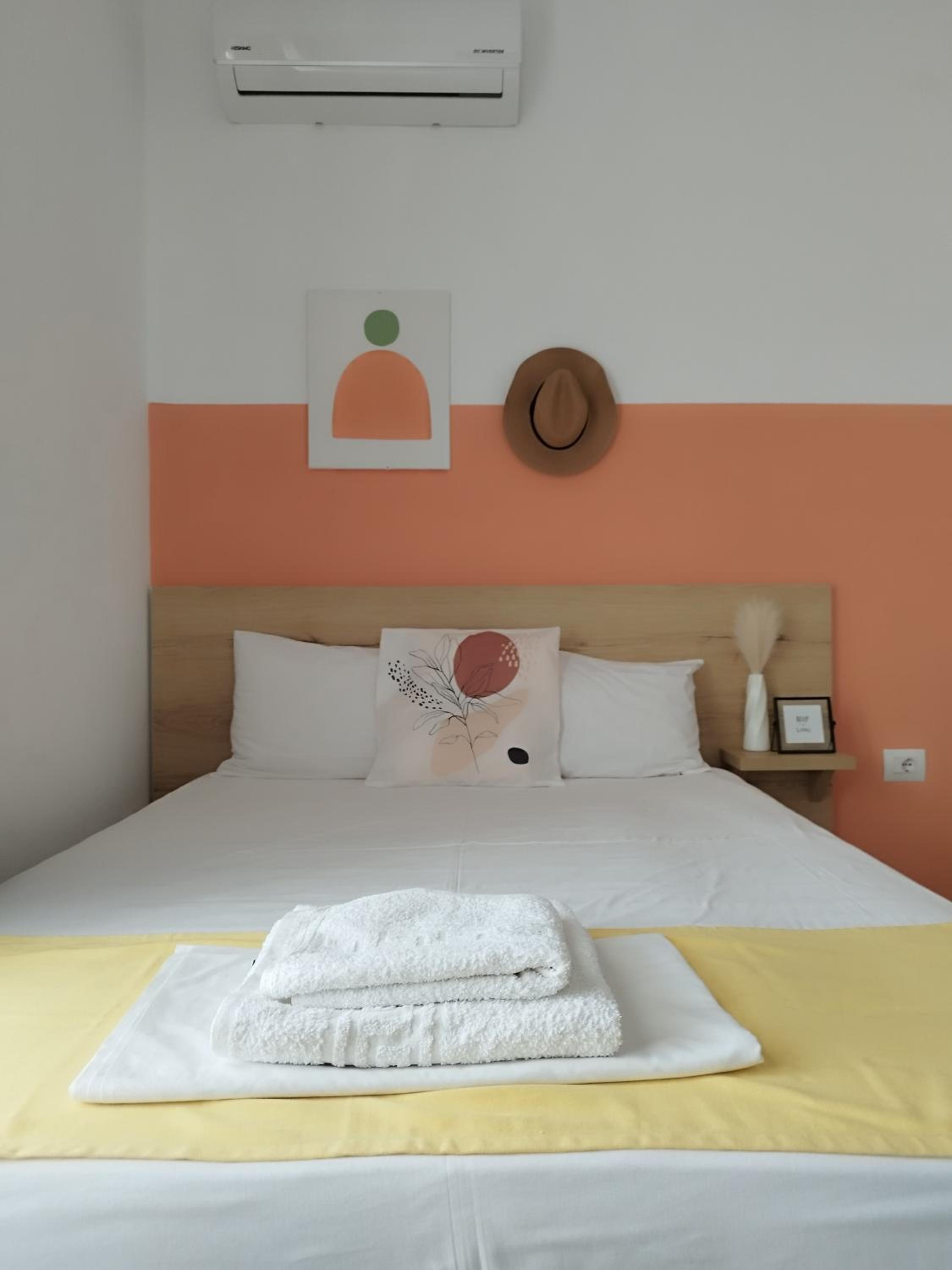 Iris Apartments Ksamil