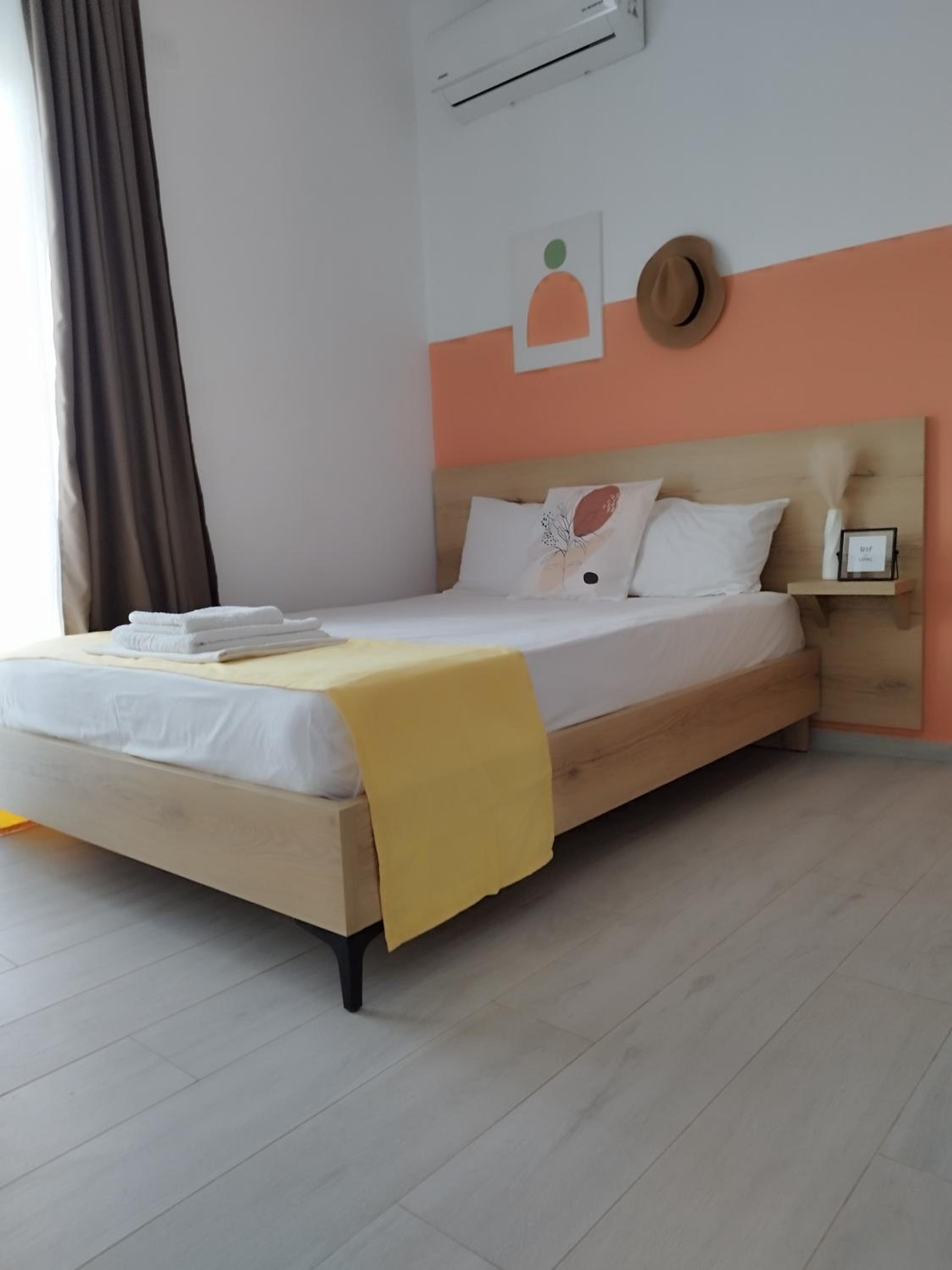 Iris Apartments Ksamil