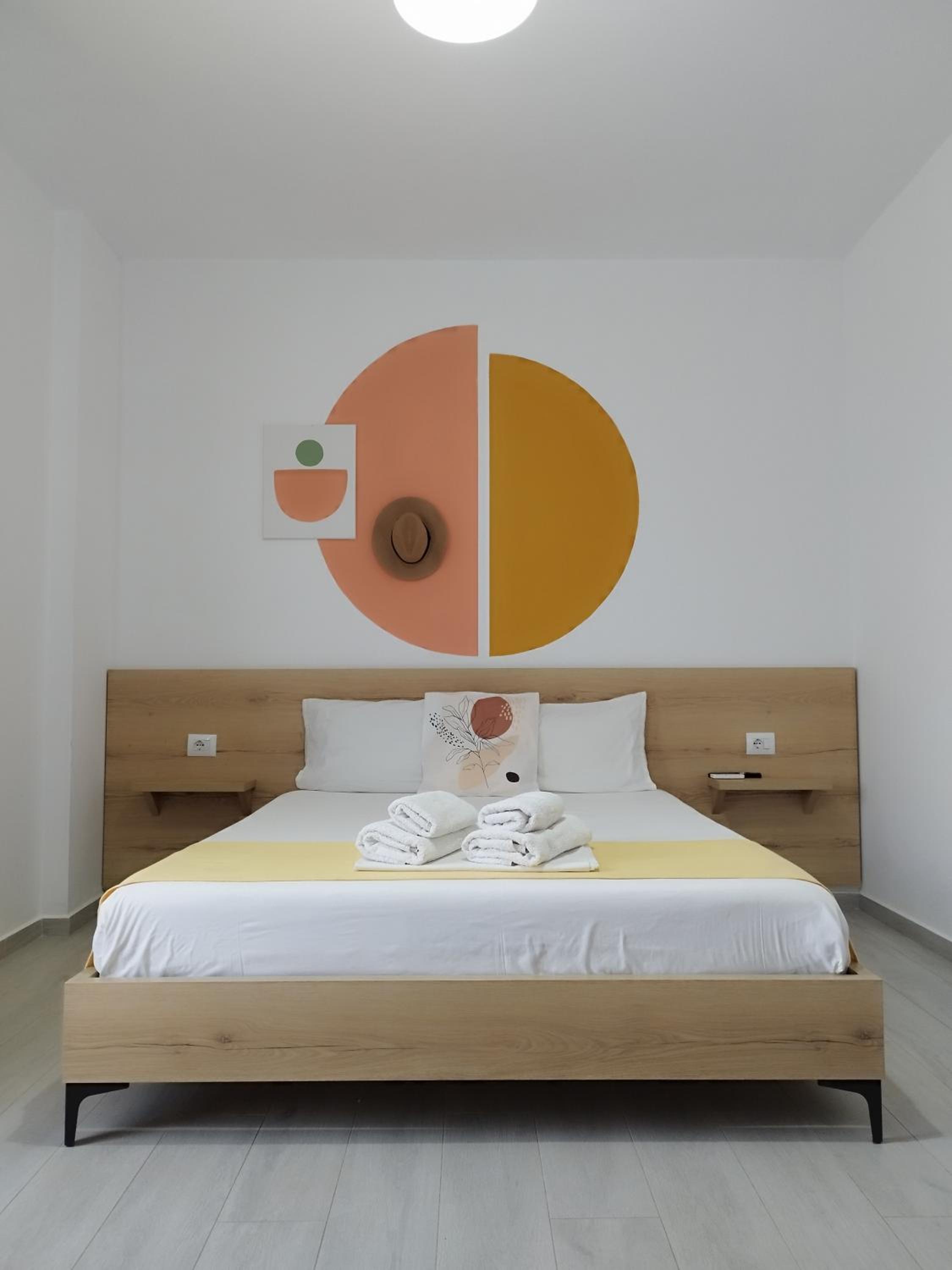 Iris Apartments Ksamil