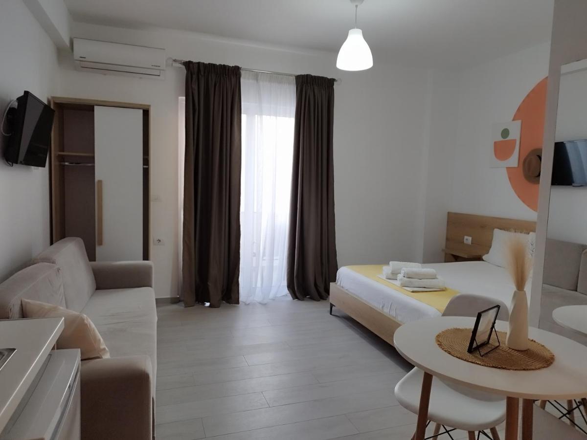Iris Apartments Ksamil
