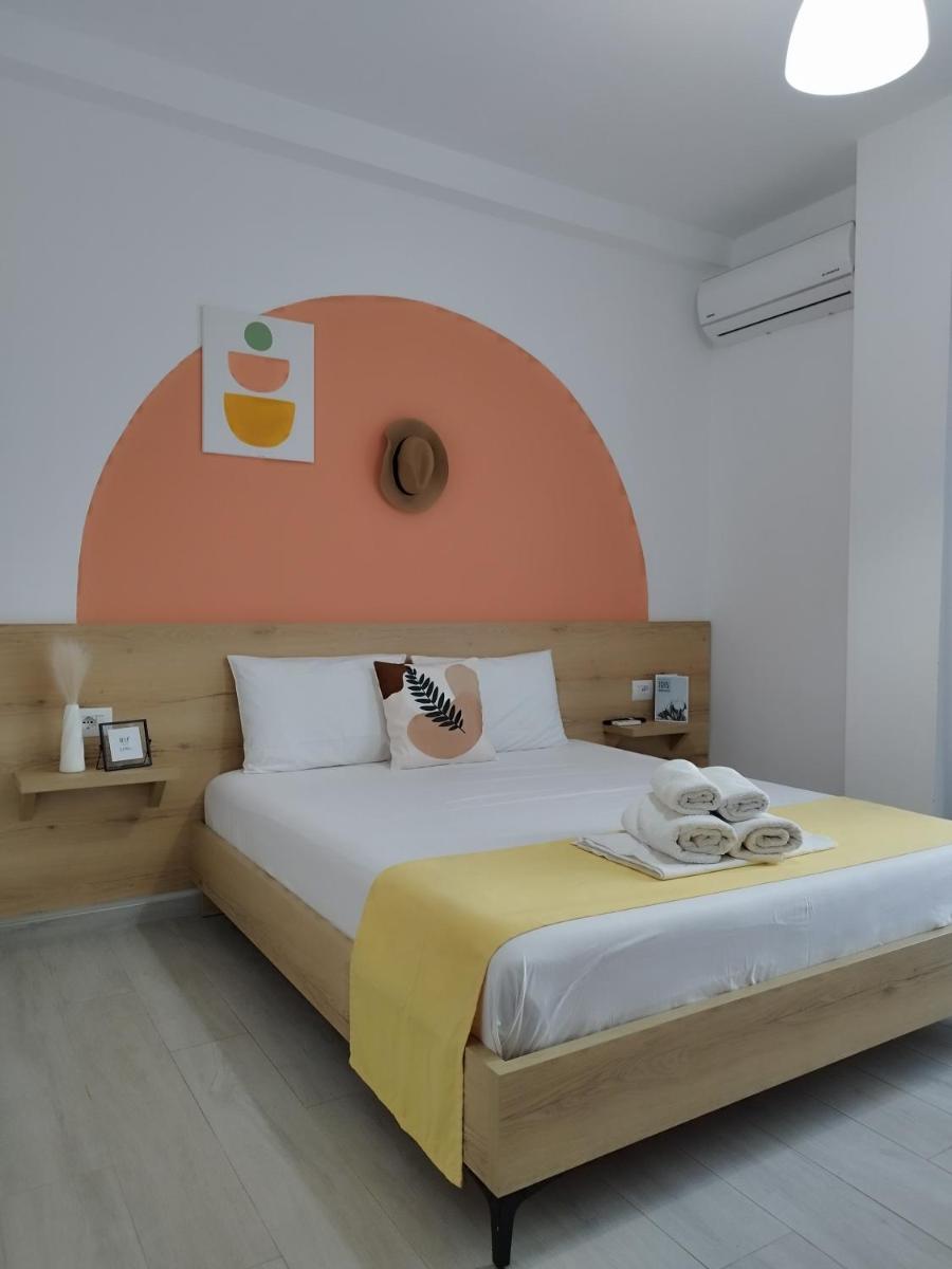 Iris Apartments Ksamil