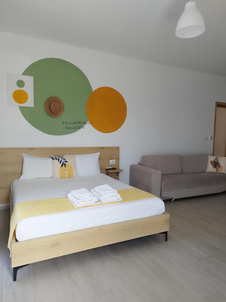 Iris Apartments Ksamil