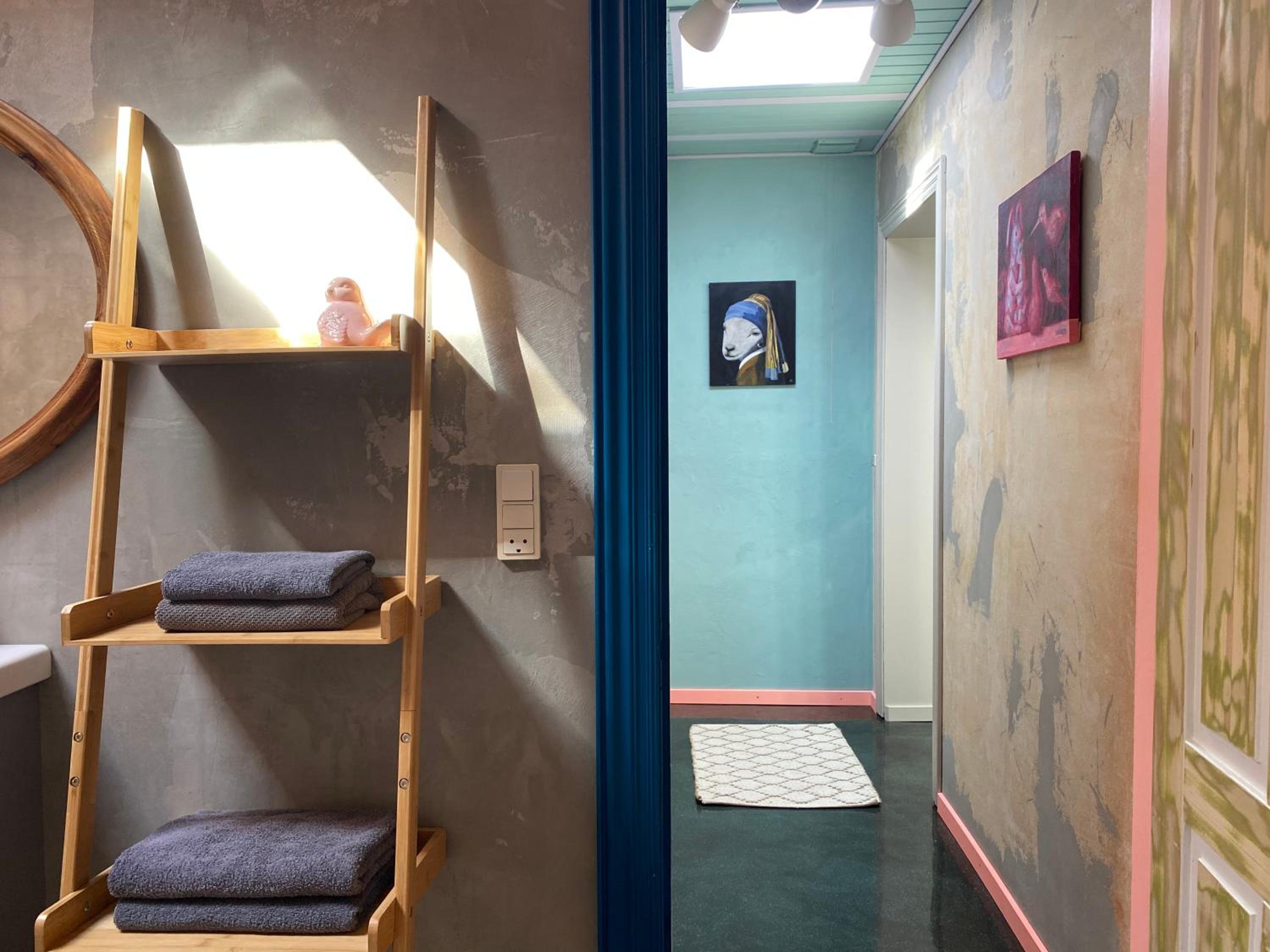 Gallery studio in the heart of Højer view 5