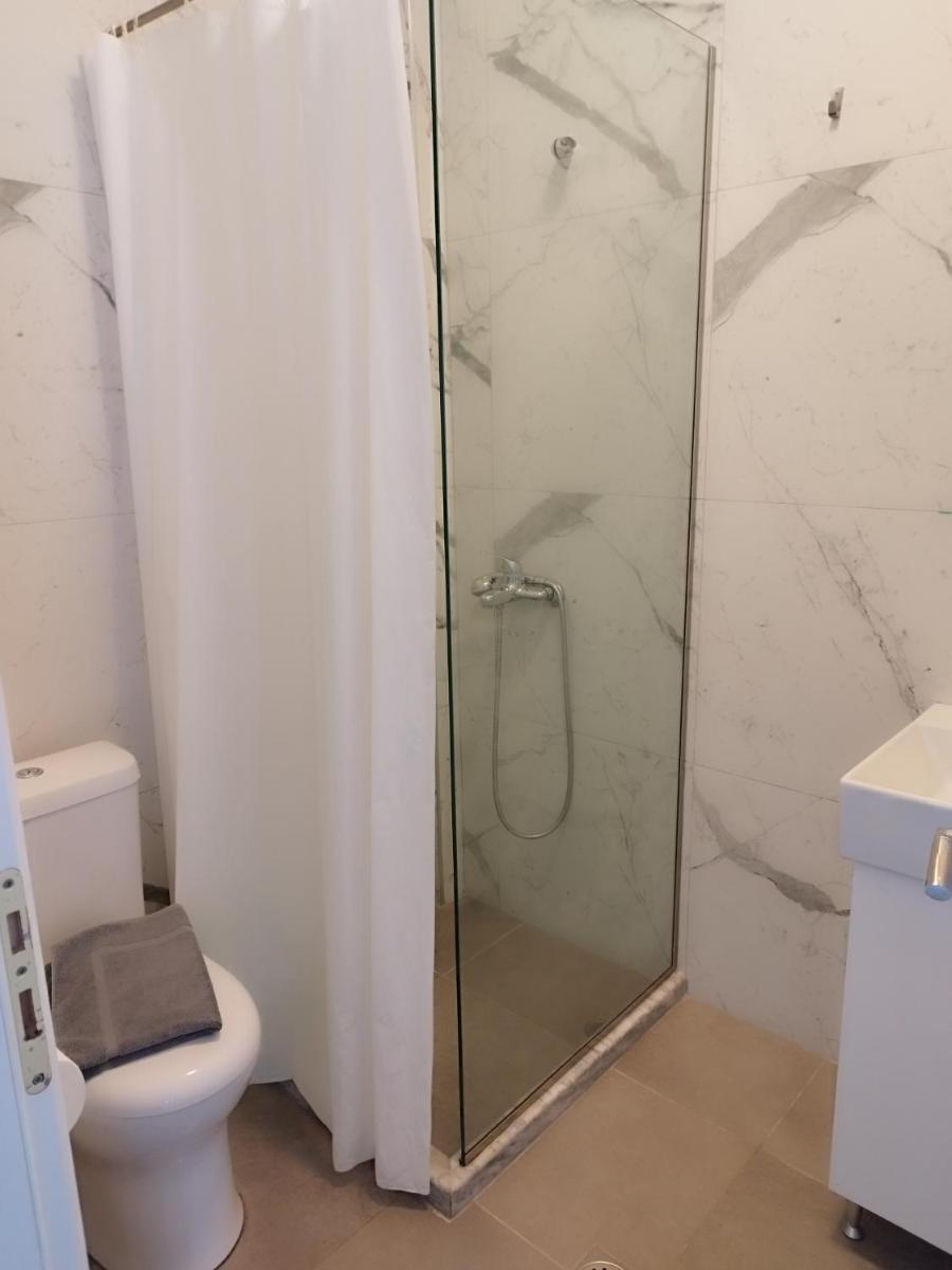 Iris Apartments Ksamil