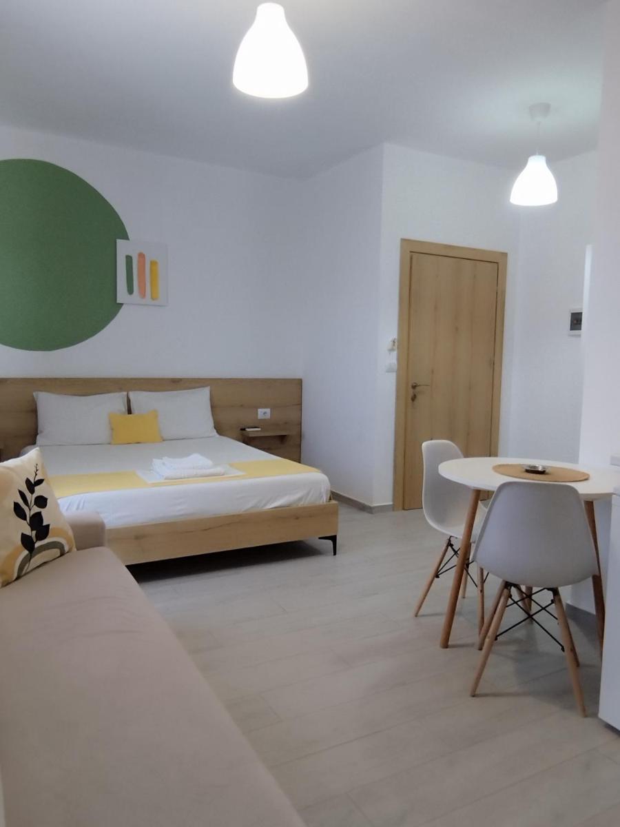 Iris Apartments Ksamil