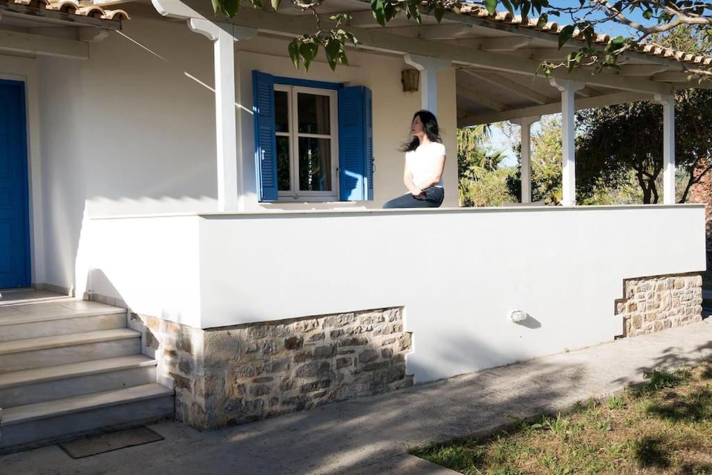 Lovely Sunrise apartment by the beach photo 4