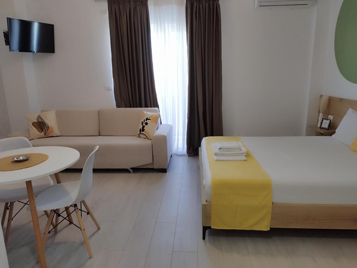 Iris Apartments Ksamil