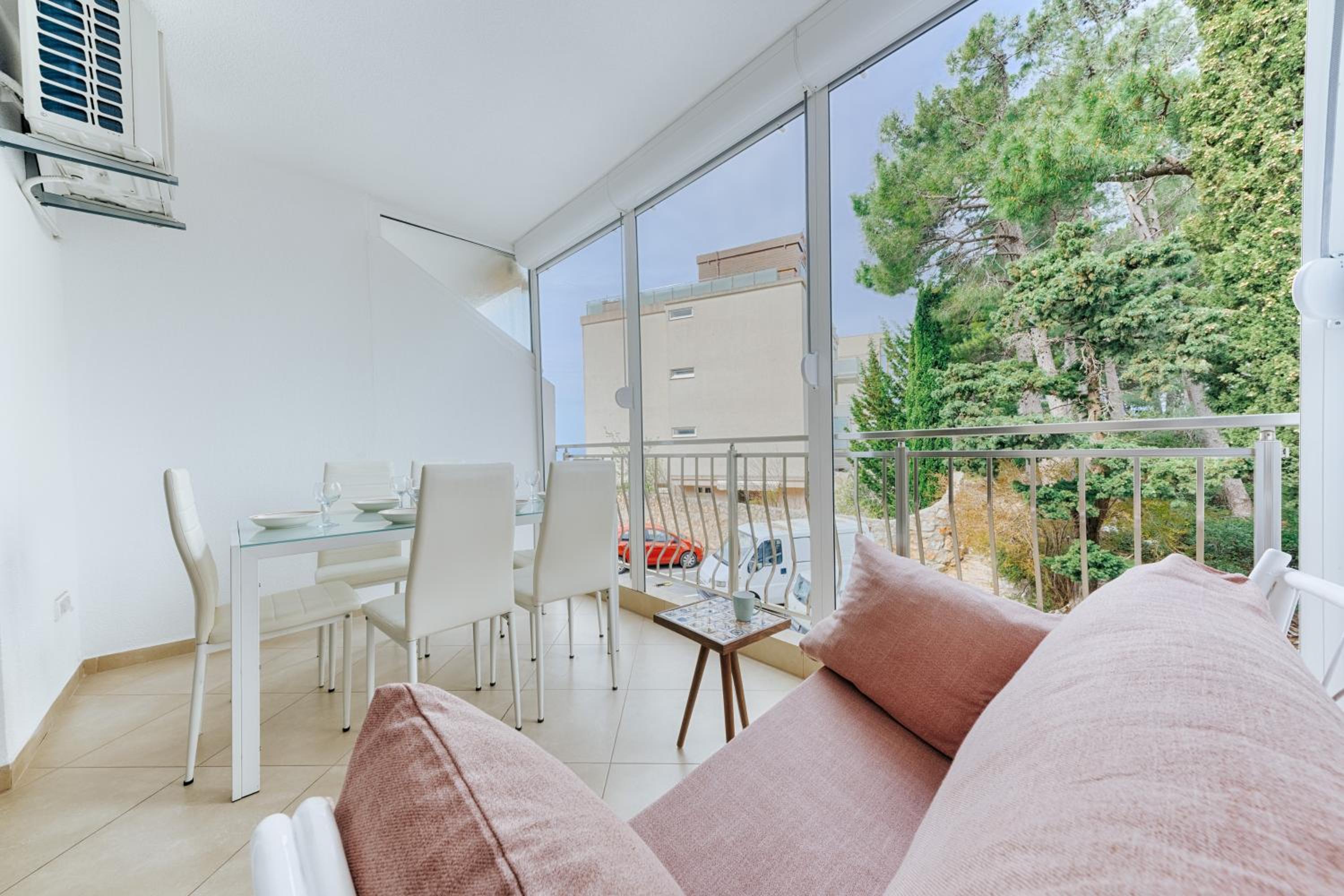 Pearl Apartment Sveti Stefan view 5
