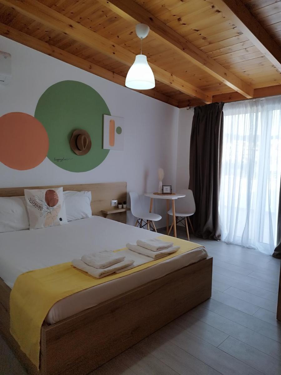 Iris Apartments Ksamil
