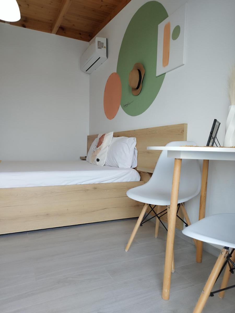 Iris Apartments Ksamil