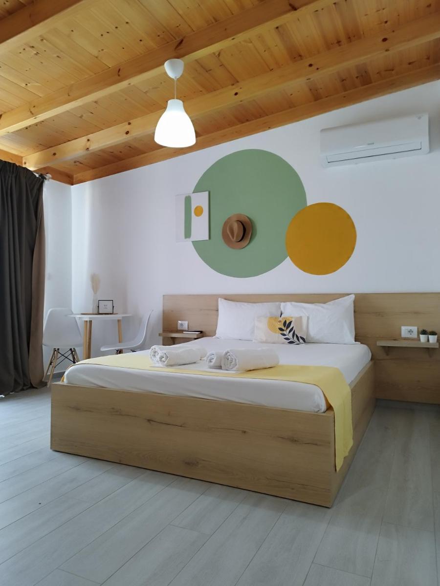 Iris Apartments Ksamil
