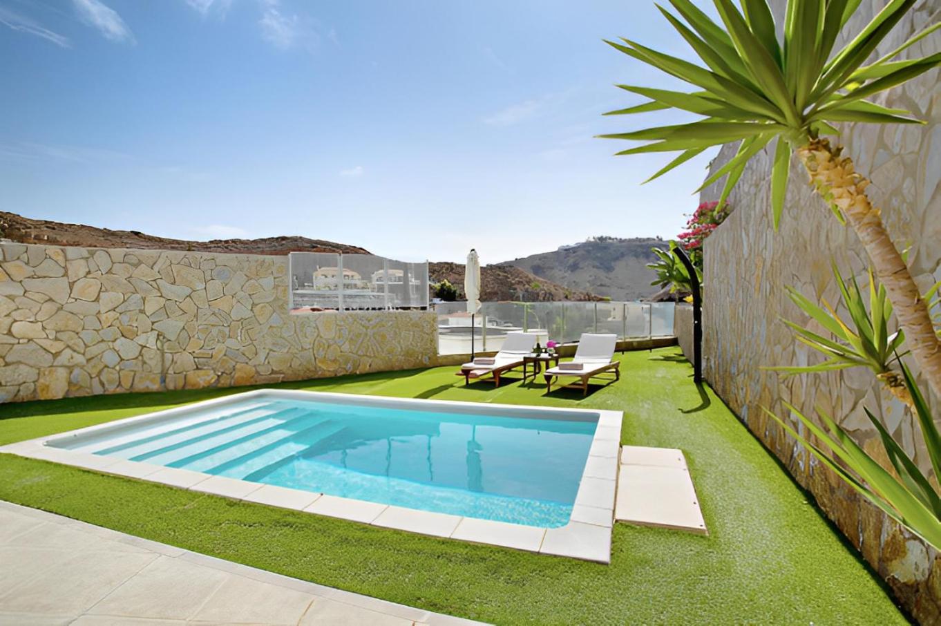 Luxury Boho Villa with Heated Pool, Rooftop and Panoramic Sea View in Amadores