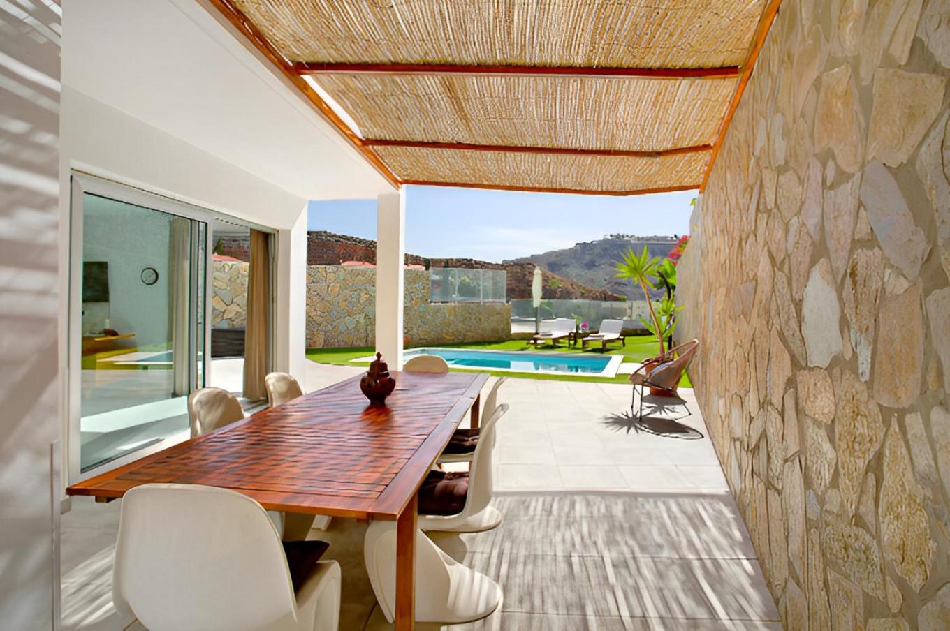 Luxury Boho Villa with Heated Pool, Rooftop and Panoramic Sea View in Amadores