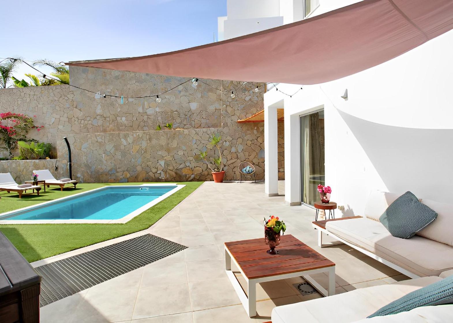 Luxury Boho Villa with Heated Pool, Rooftop and Panoramic Sea View in Amadores