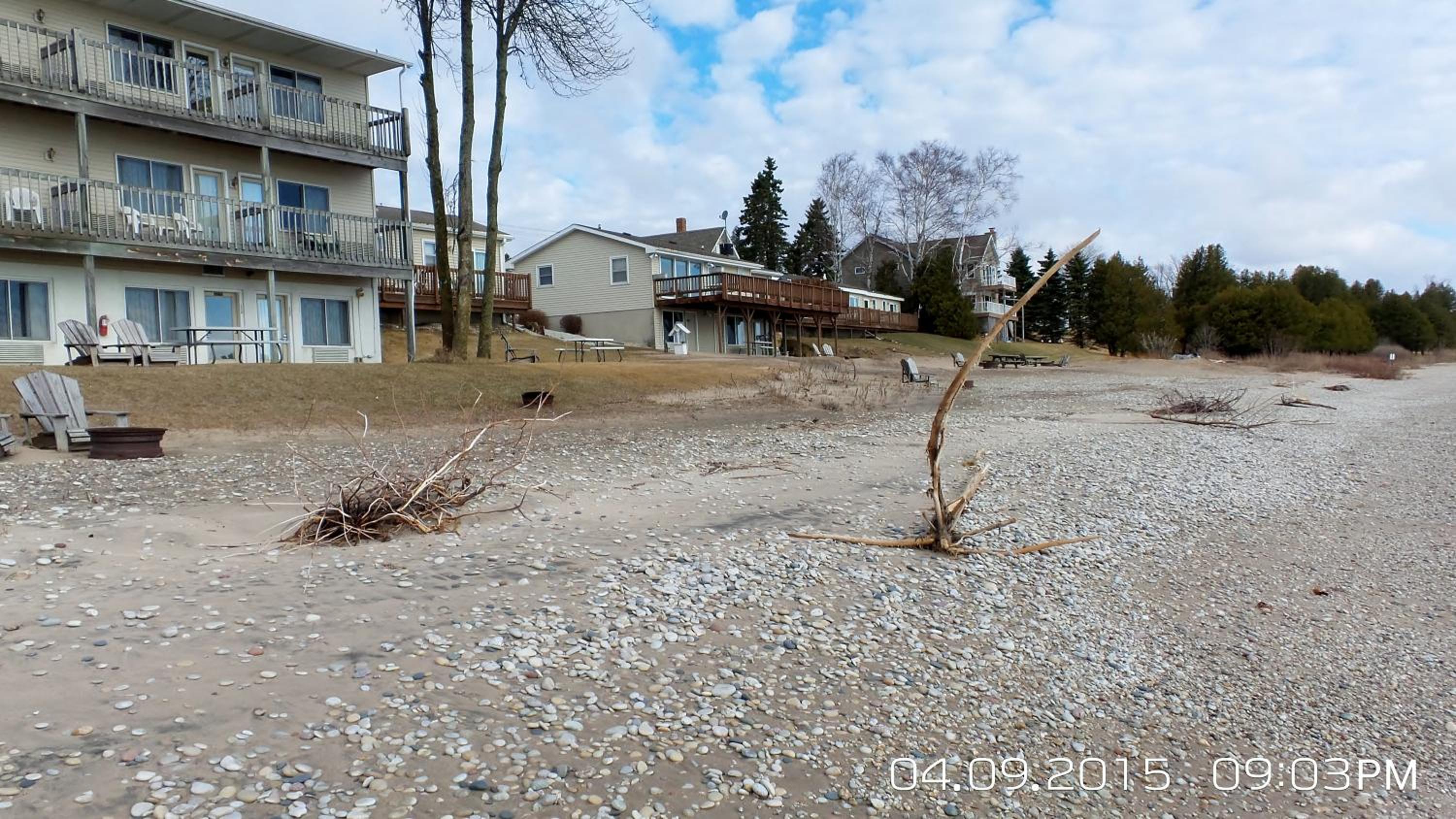 Algoma Beach Motel