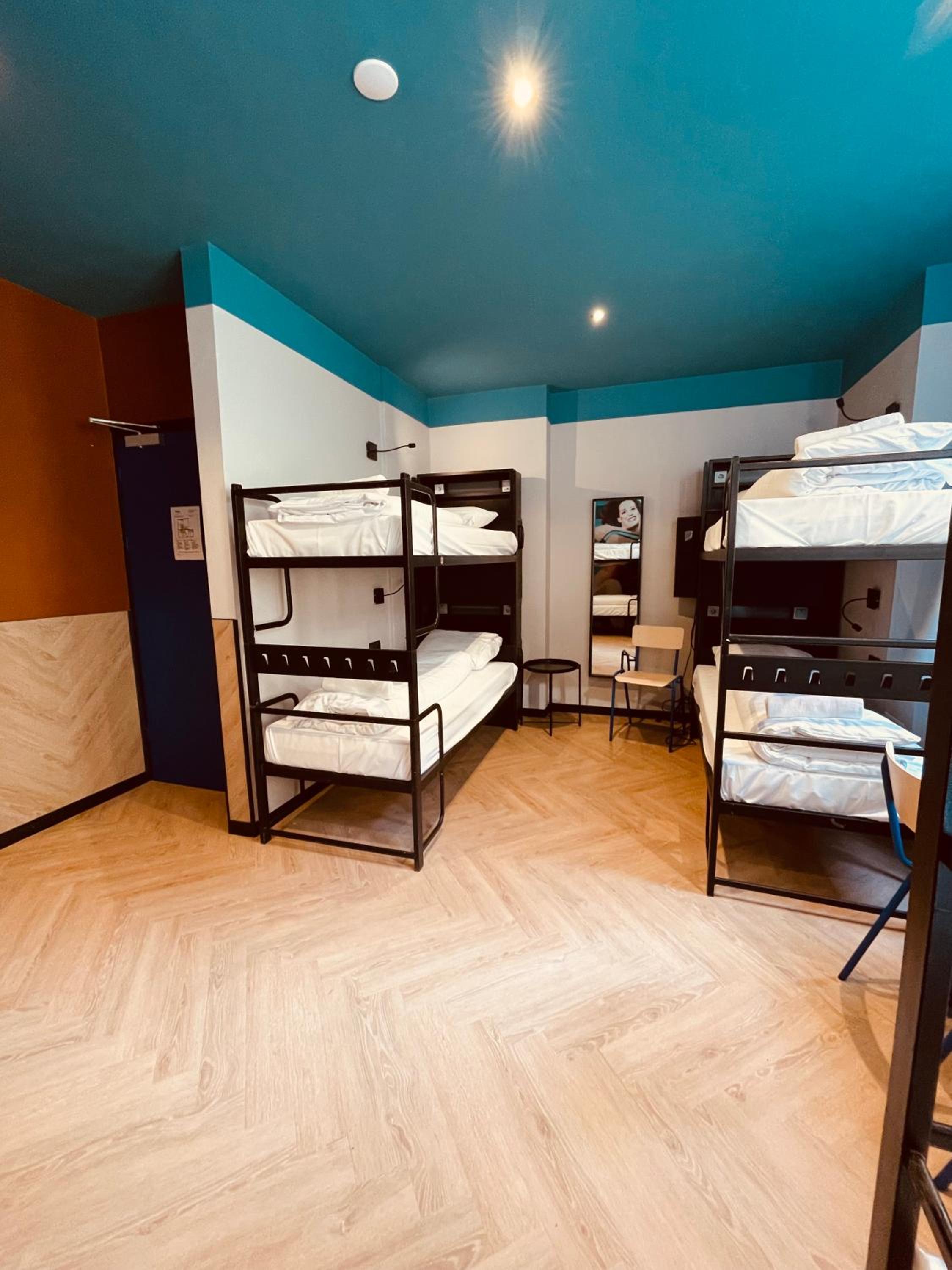 Heart of Amsterdam Hostel