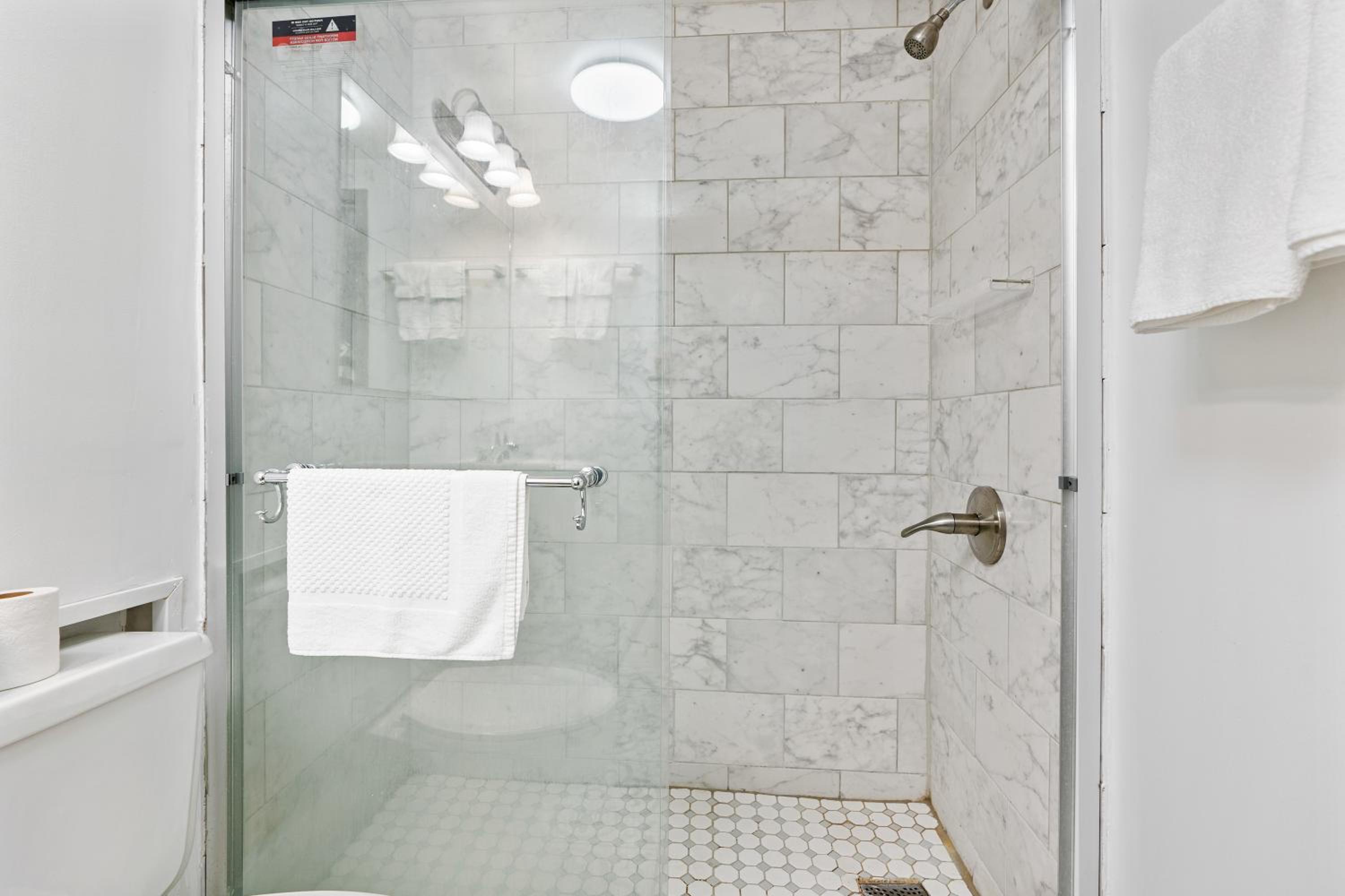 FairBridge Inn and Suites West Point - Property Image 2