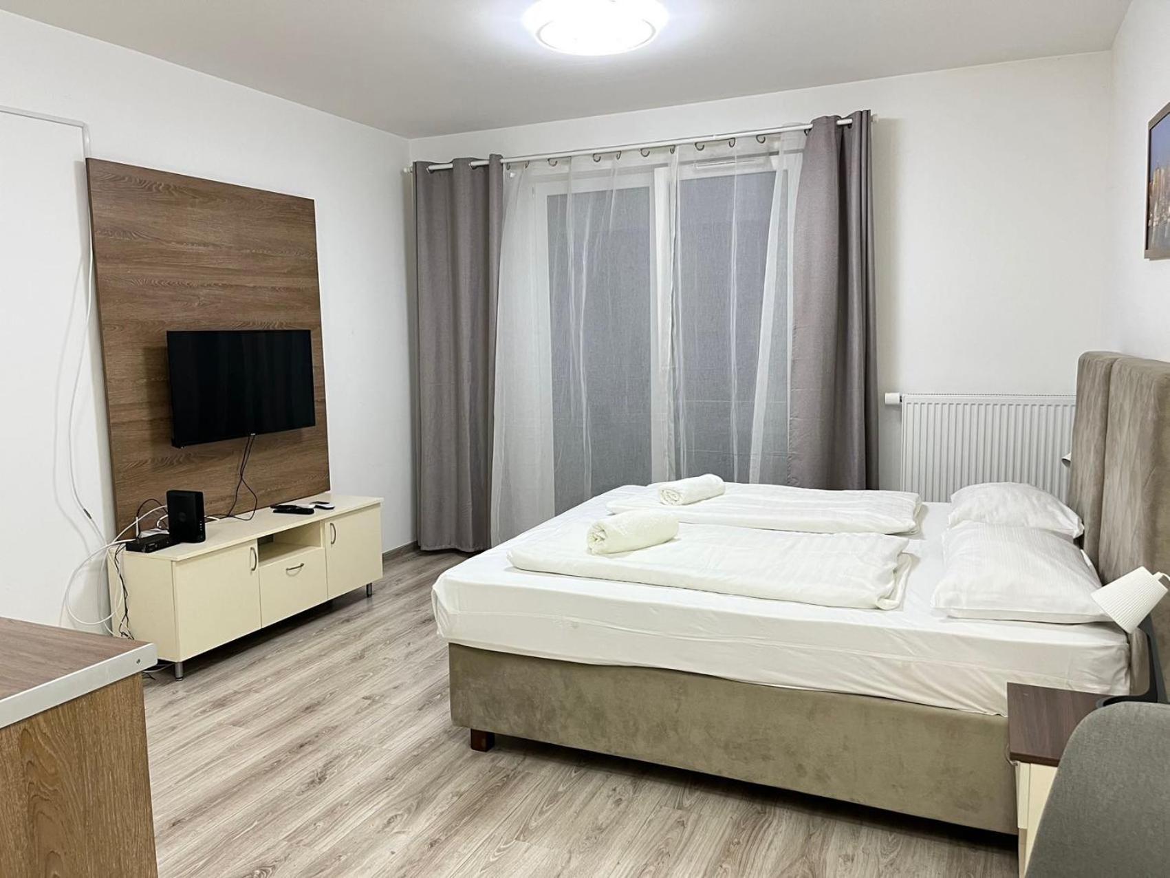 Corvin Rose Apartment Hotel