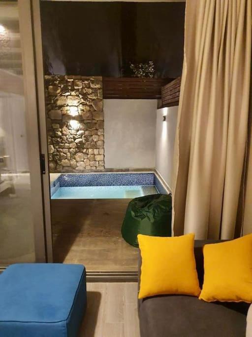 Gouna 1 Bedroom Villa Private Pool & Patio Up to 5 Persons Bali view 3