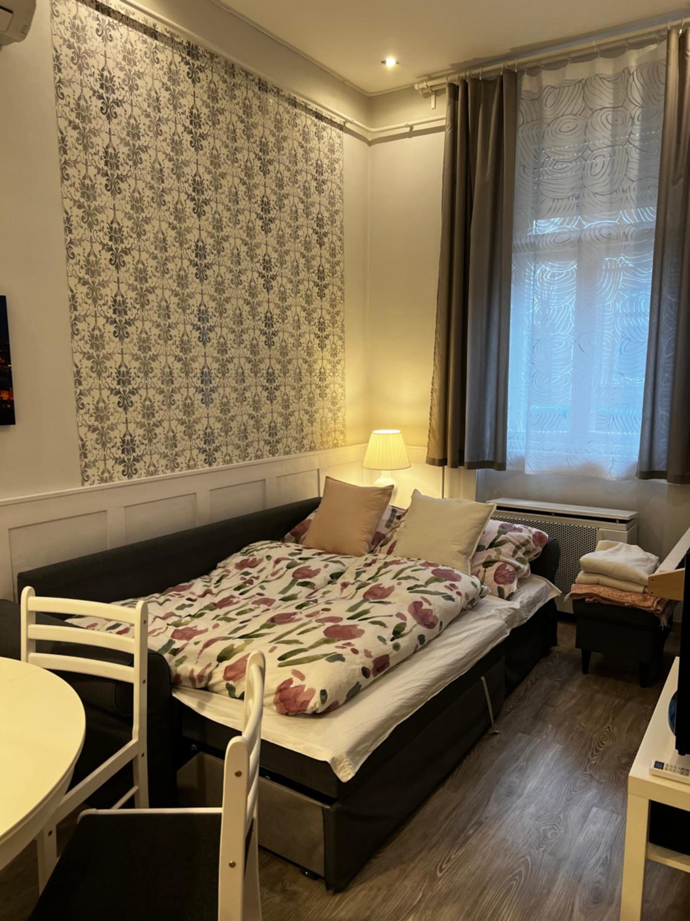 Pázmány Rest Apartman