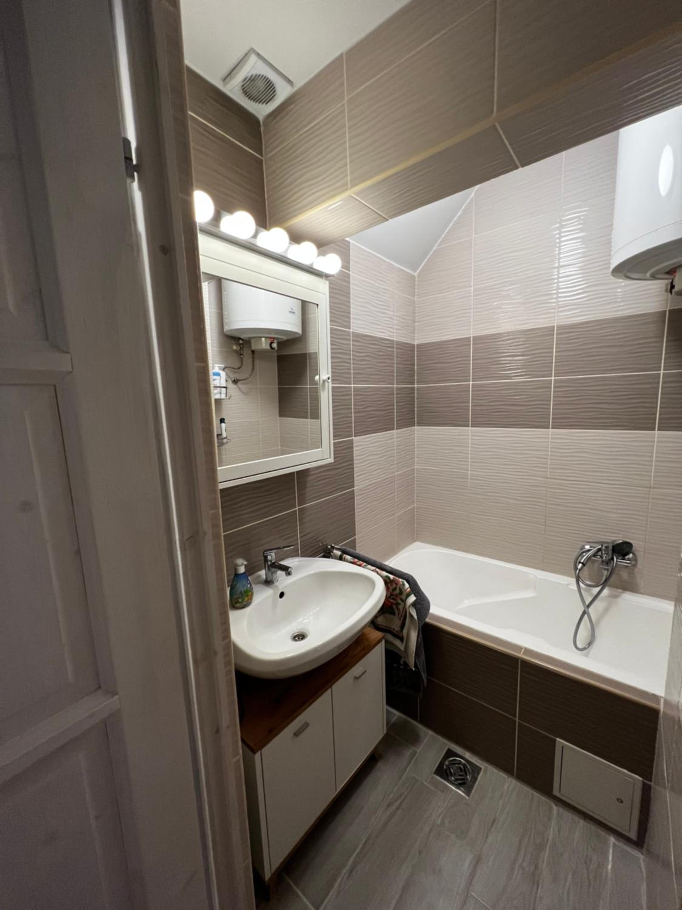 Pázmány Rest Apartman