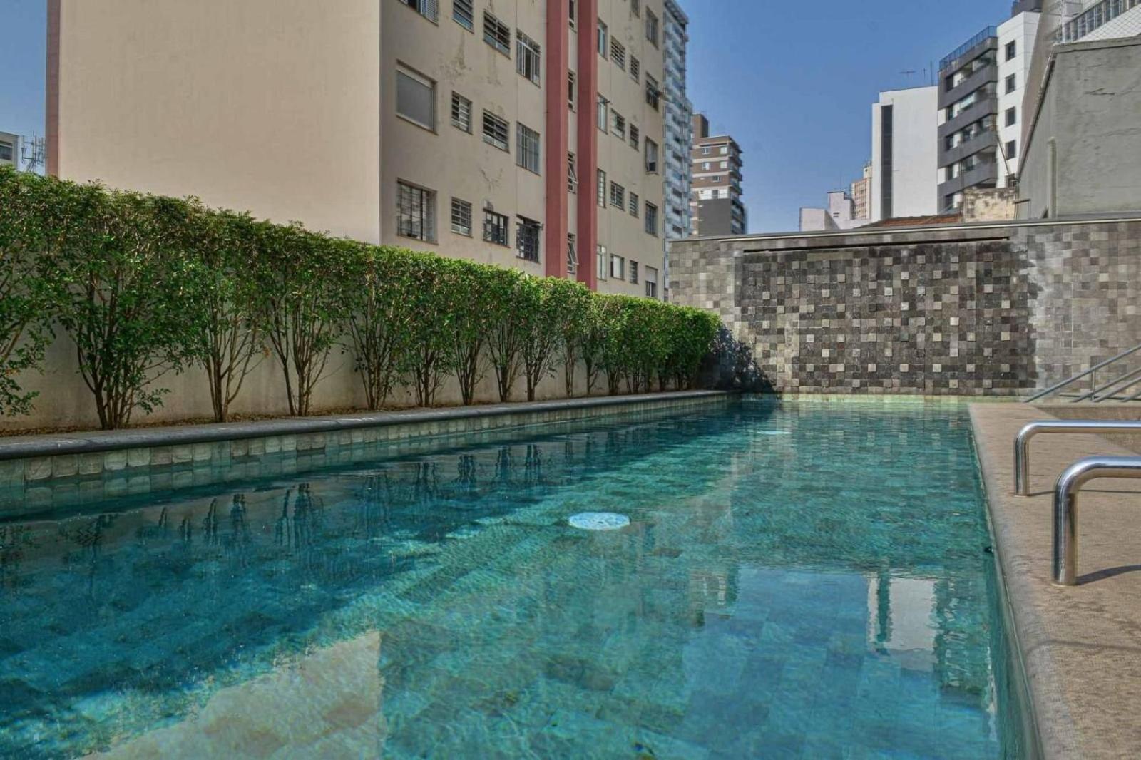 Studio novo junto a liberdade com garagem