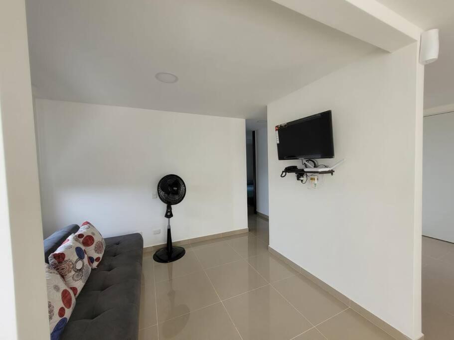 Cali Piso10 Sector Valle Del lili Apartamento Moderno Y Ventilado