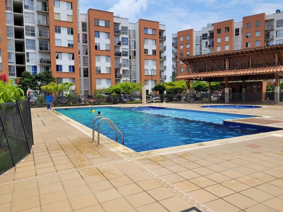 Cali Piso10 Sector Valle Del lili Apartamento Moderno Y Ventilado