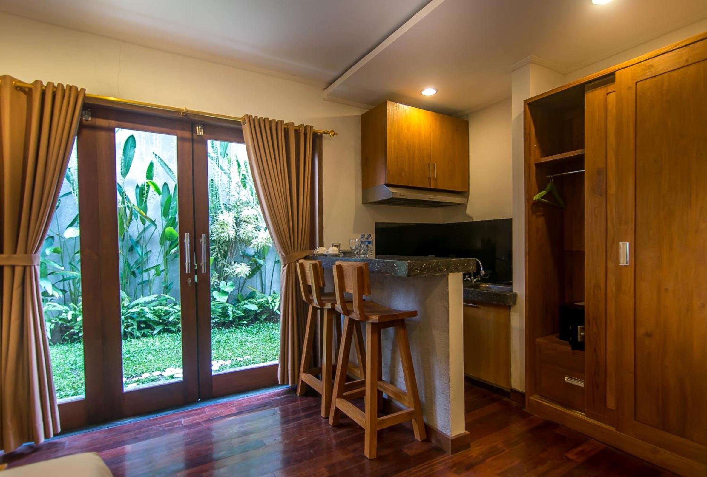 Delu Villas & Suite