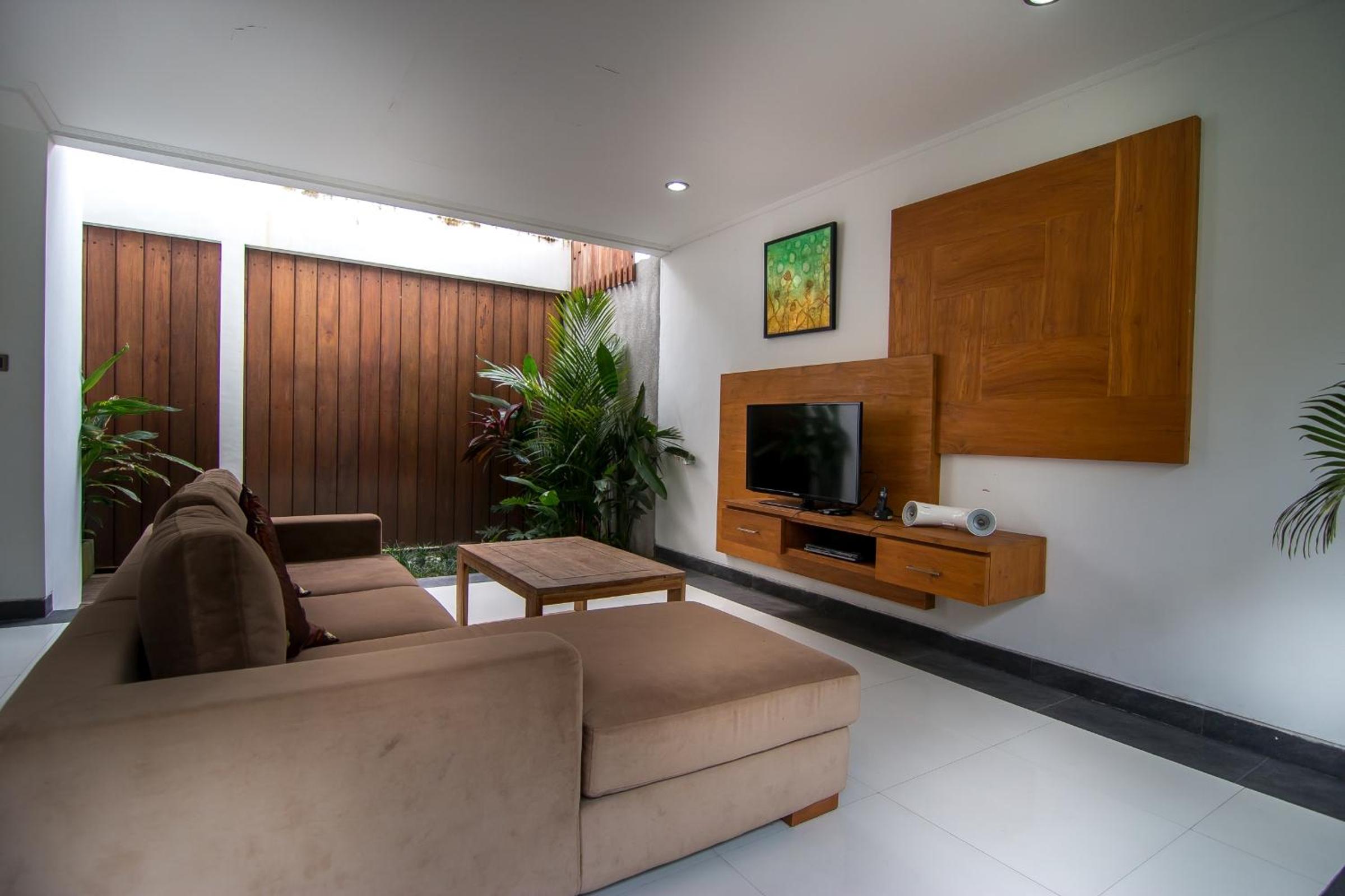 Delu Villas & Suite