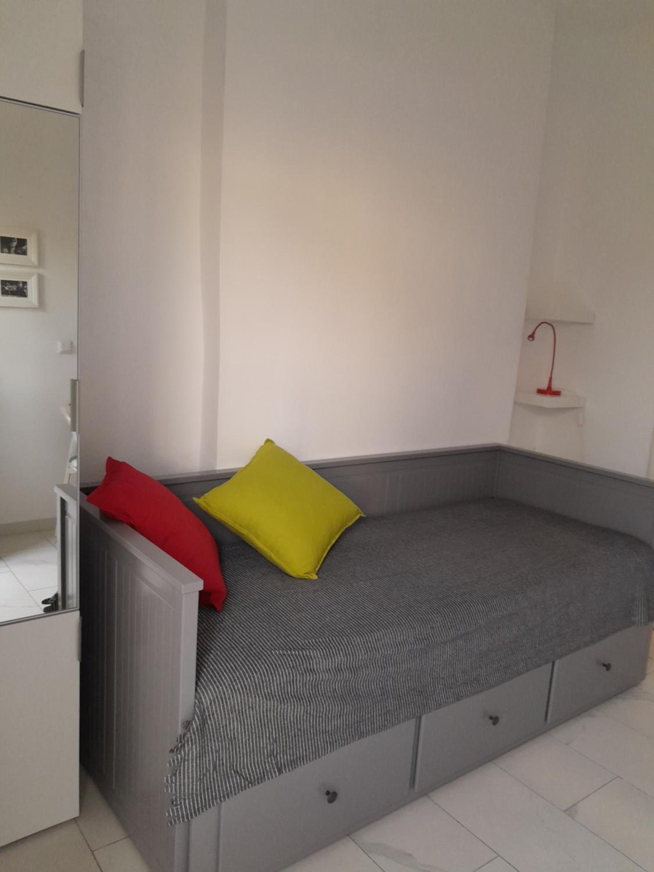 ROCK - Studio with 30m2 terrace view 2