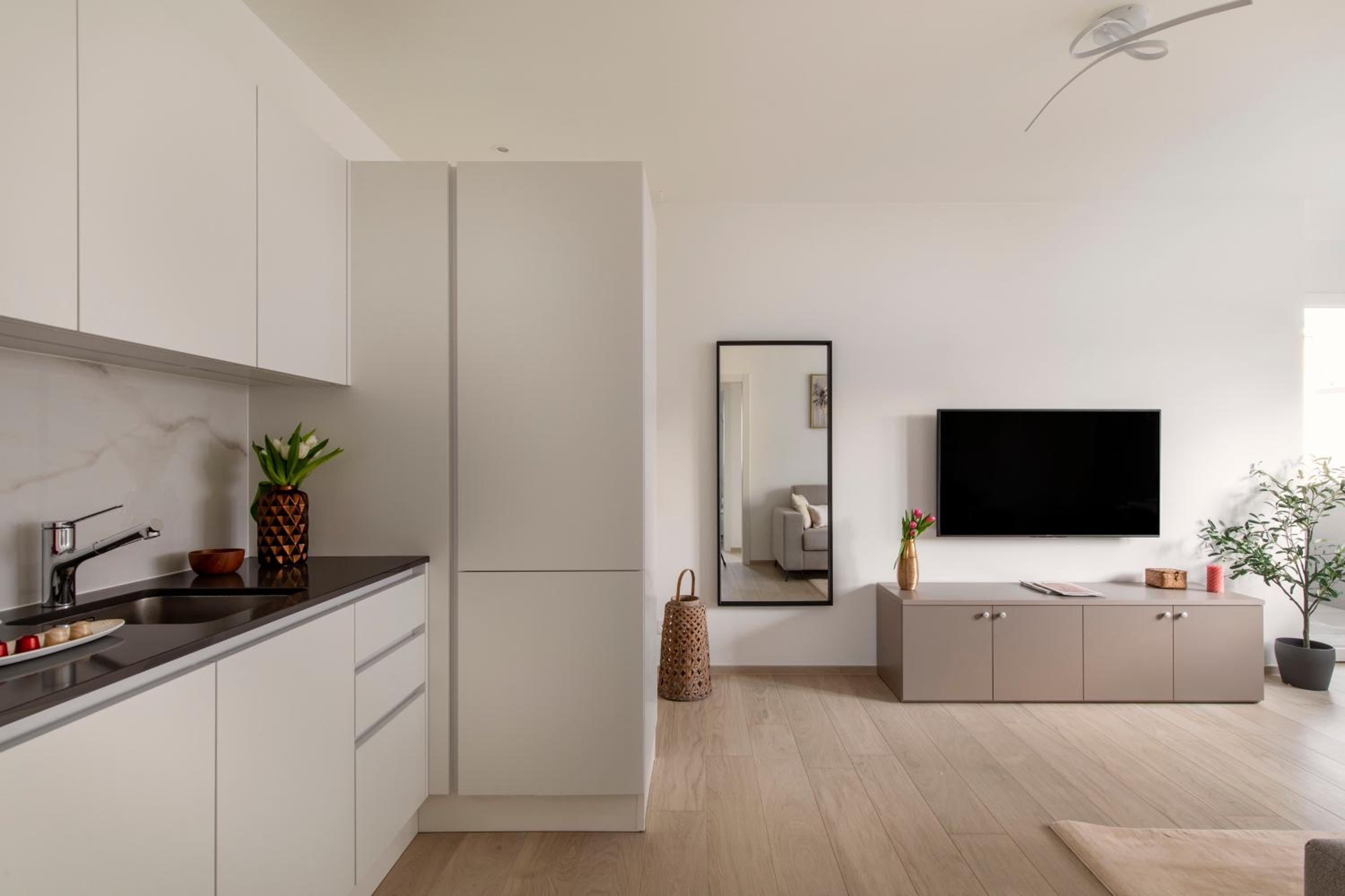 Lugano Superior Suites - Free Parking