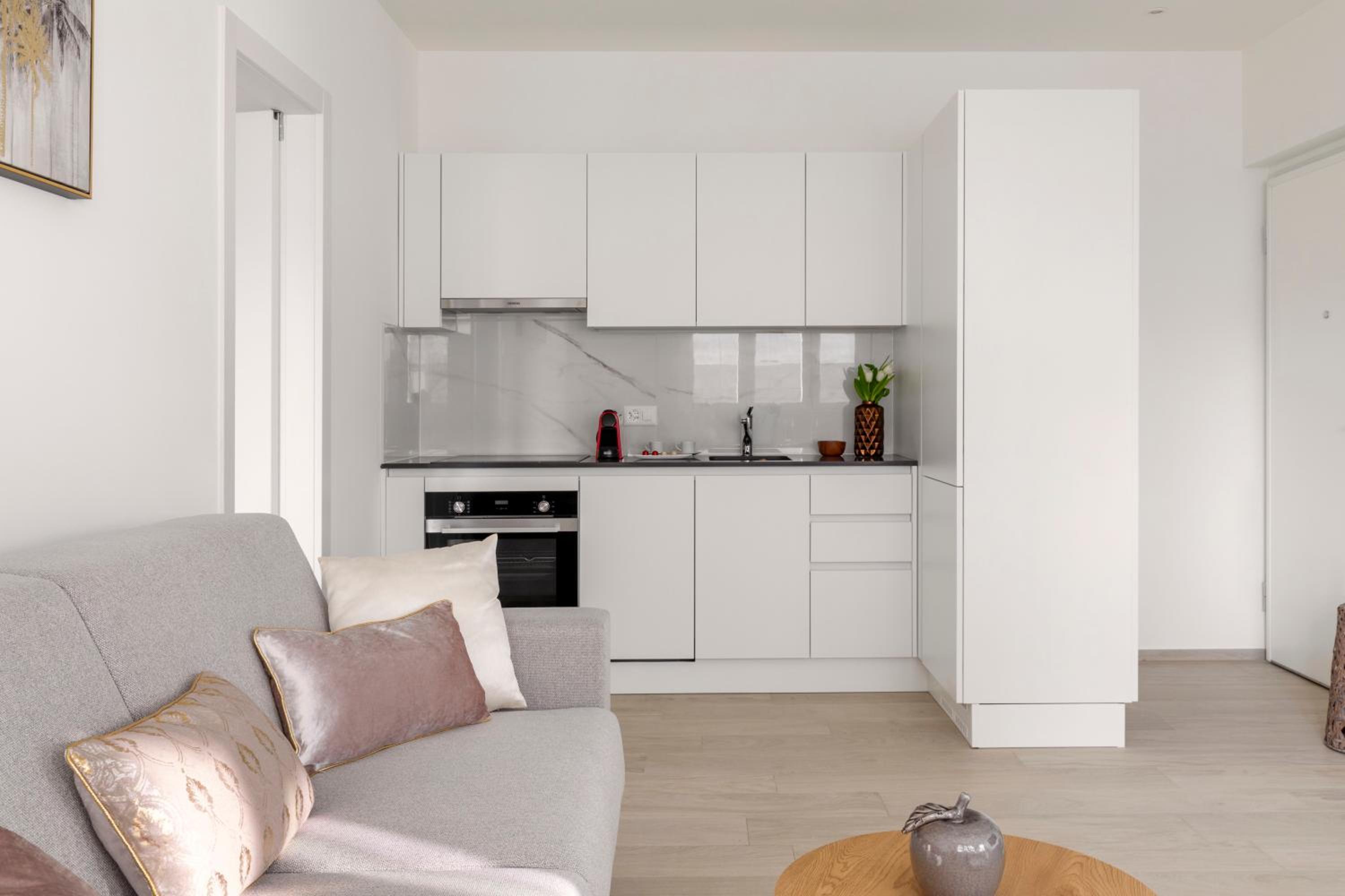 Lugano Superior Suites - Free Parking