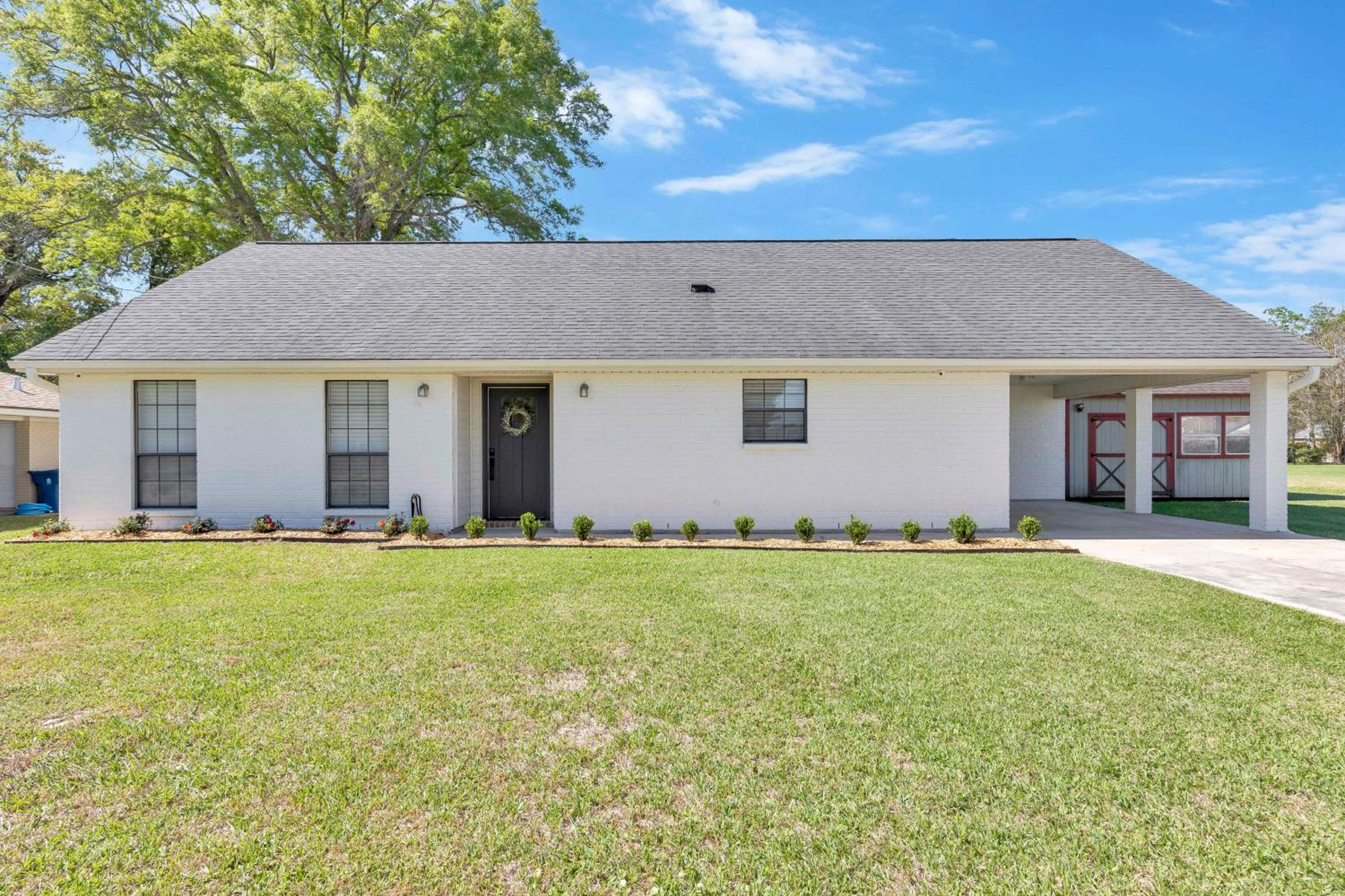Updated & centrally located 3 Bed view 3