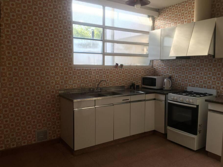 Hermosa casa tranquila en la ciudad