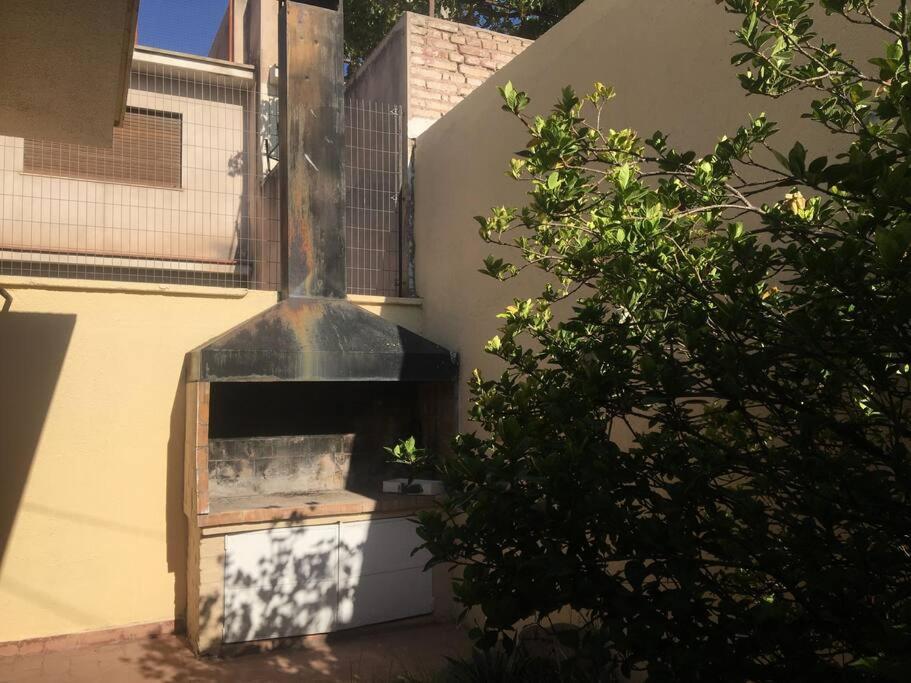 Hermosa casa tranquila en la ciudad