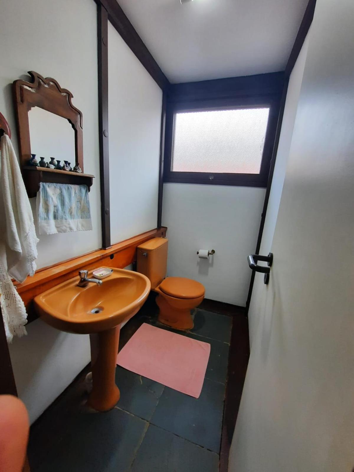 Casa na Marina com piscina churrasqueira e píer