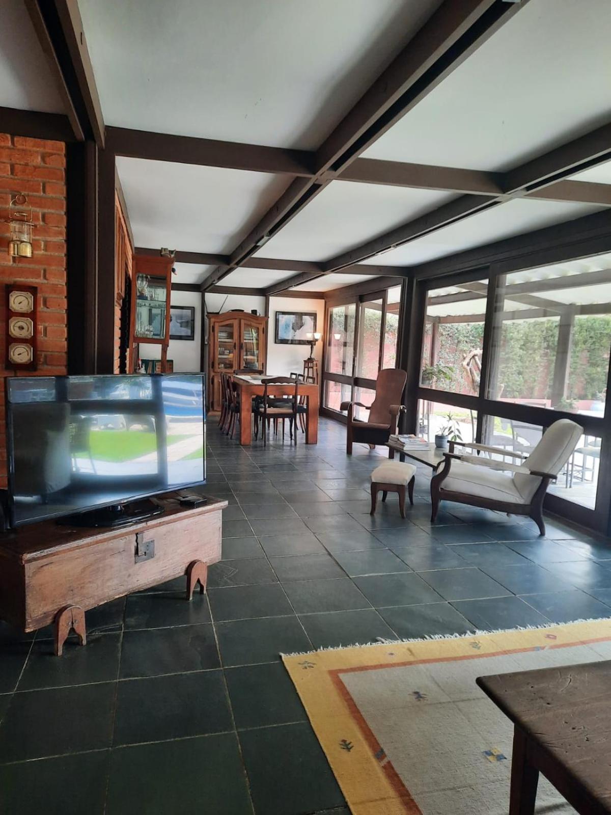Casa na Marina com piscina churrasqueira e píer