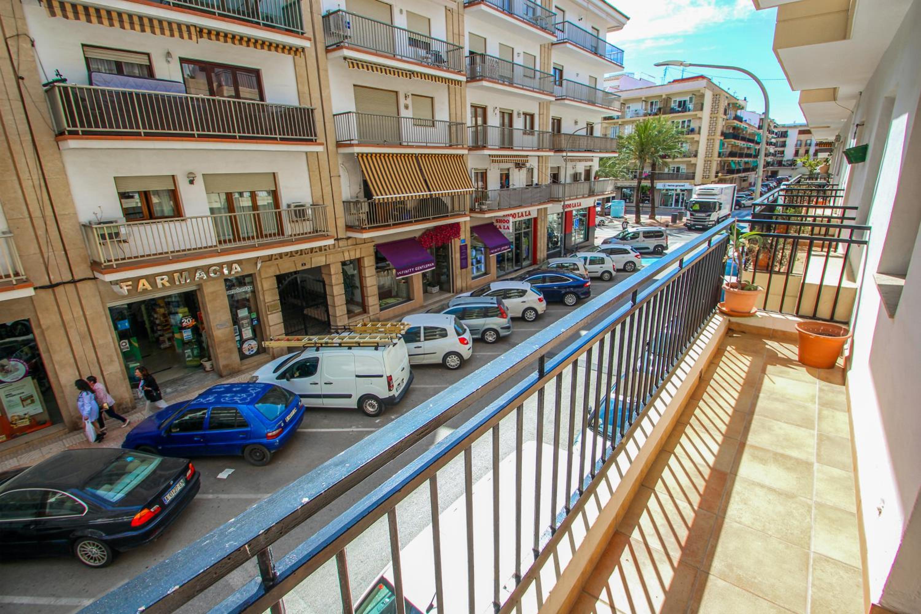 Aduport - holiday apartment close to beach in Javea view 3