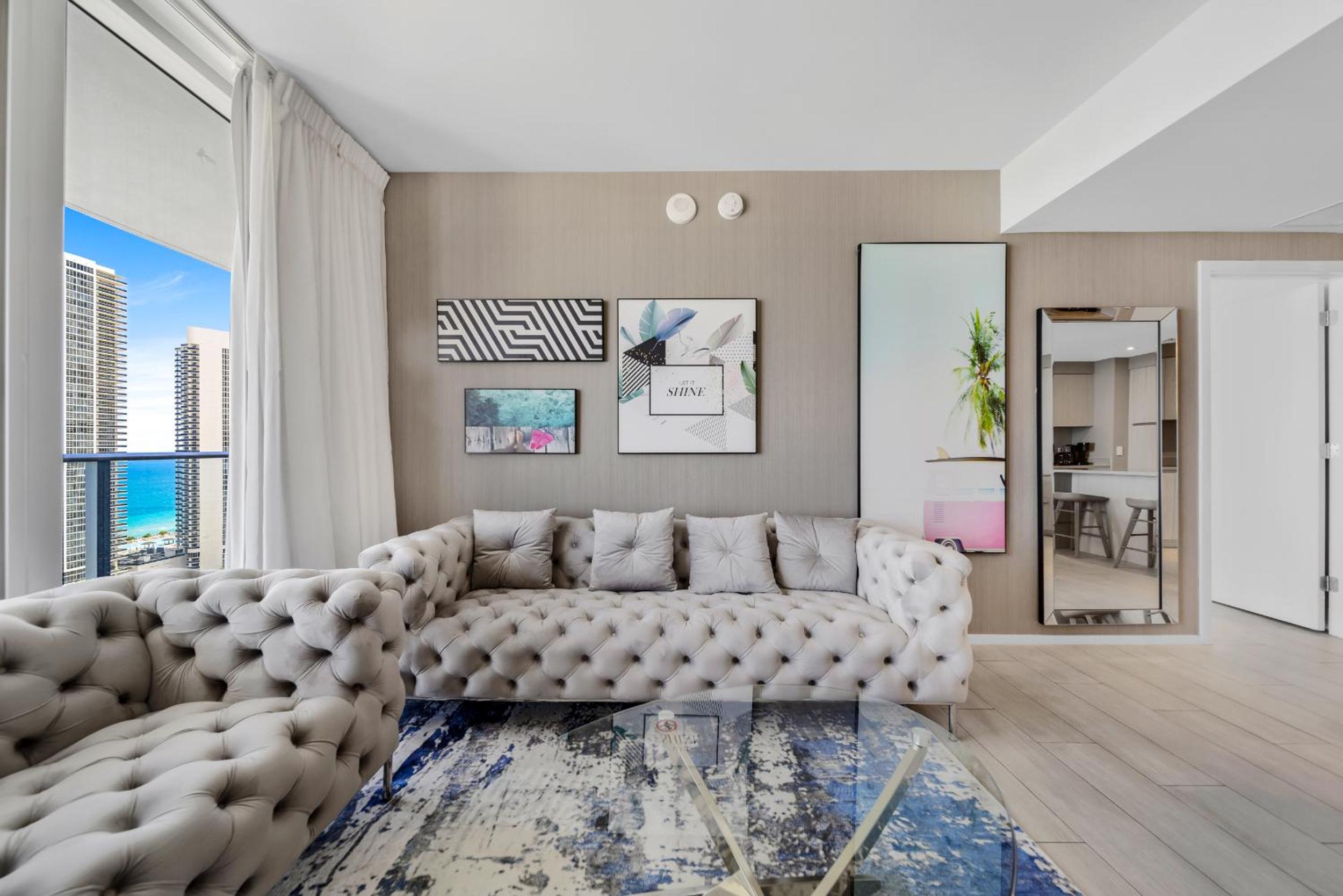 25 min to FIFA! Hyde Beach House - Gorgeous 2bdr Apt - Awesome view - Resort amenities - Rooftop pool - Hot tub -Tennis court - Near the ocean view 5