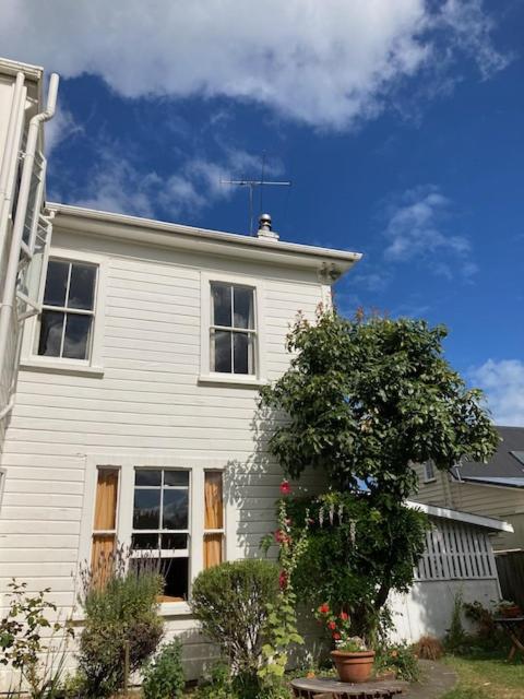 Honeysuckle House view 3