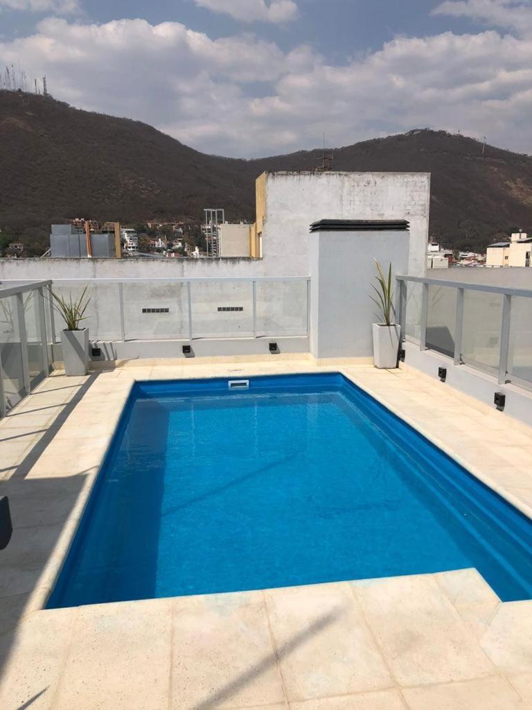 Departamento moderno con parrilla privada para 3