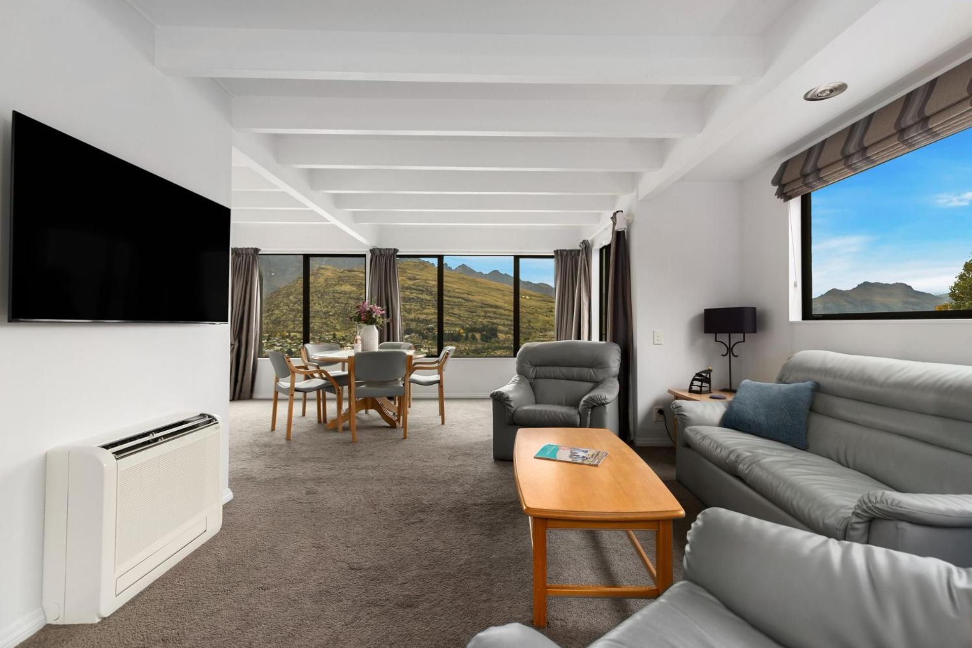 Woodlands Close Retreat