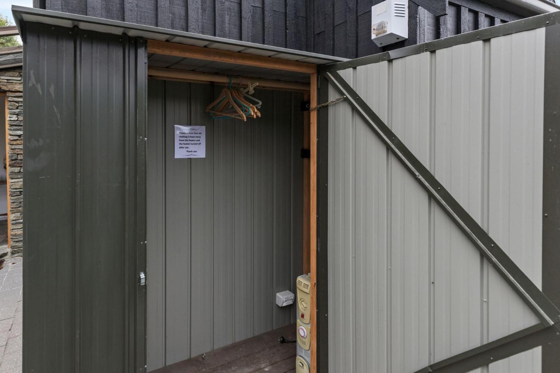 Woodlands Close Retreat
